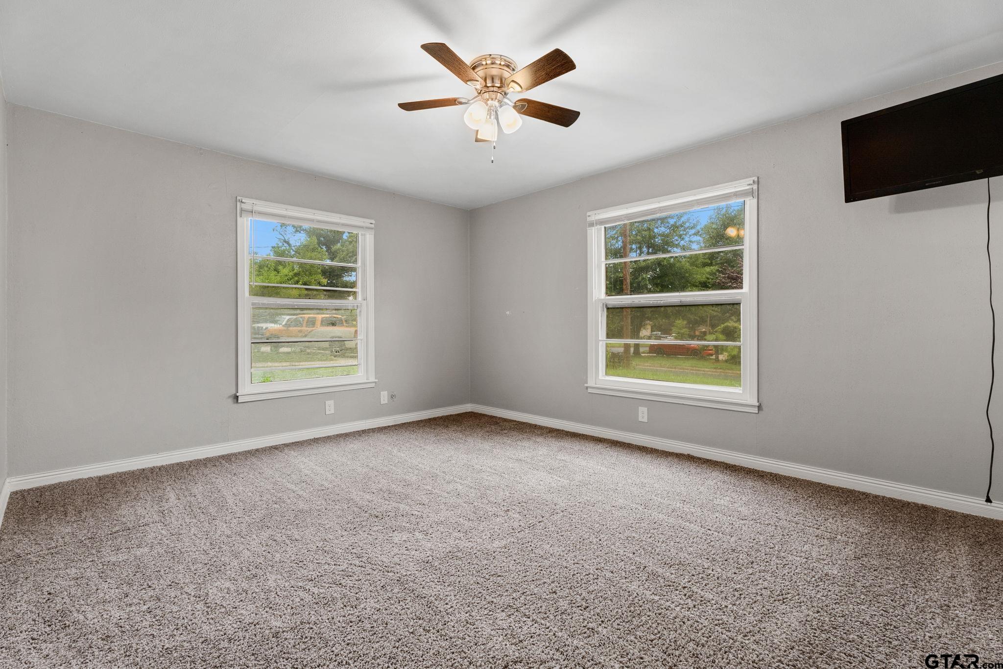 1226 Ridgeview