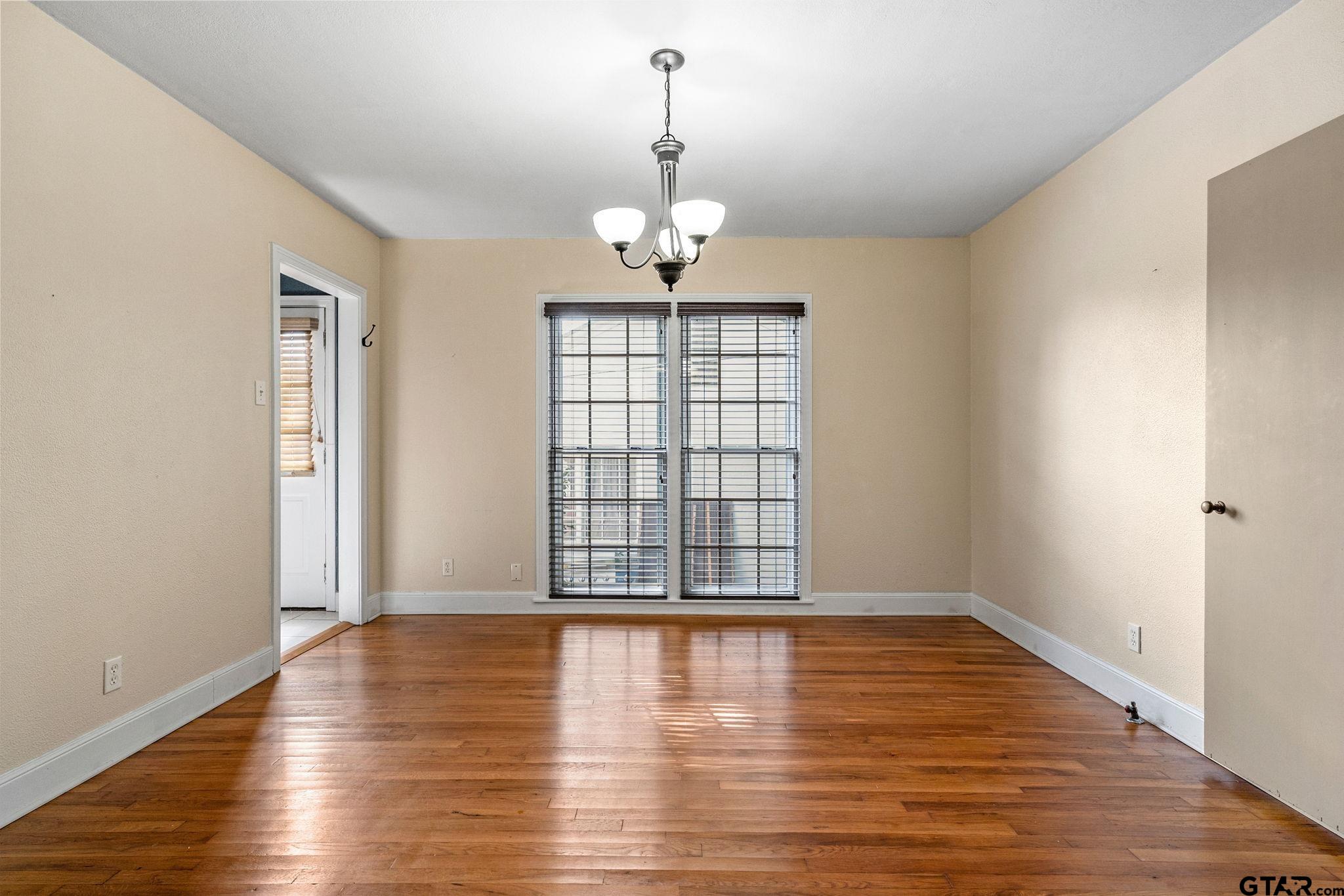 821 W 6th