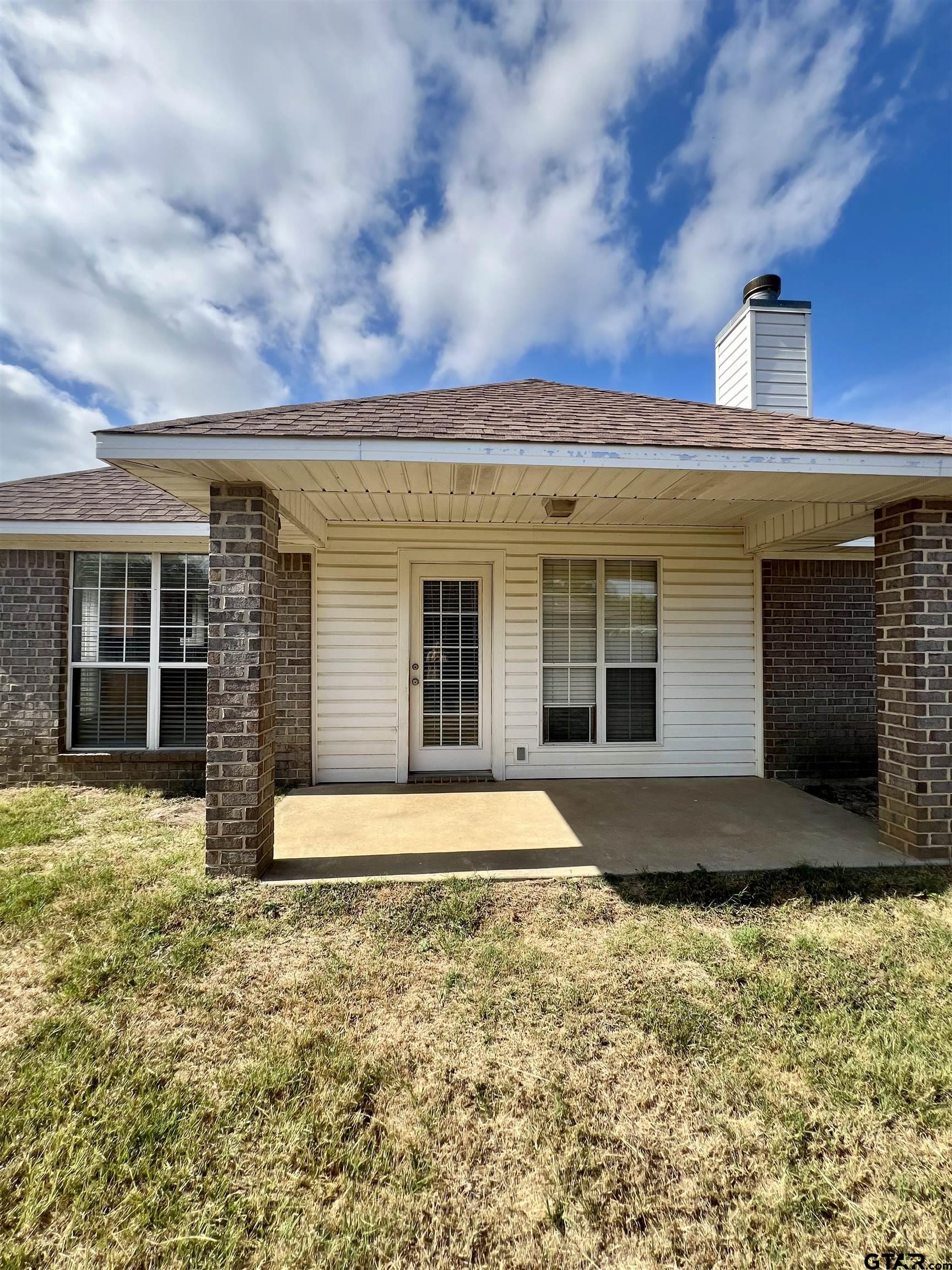 1406 Brookside Ct.