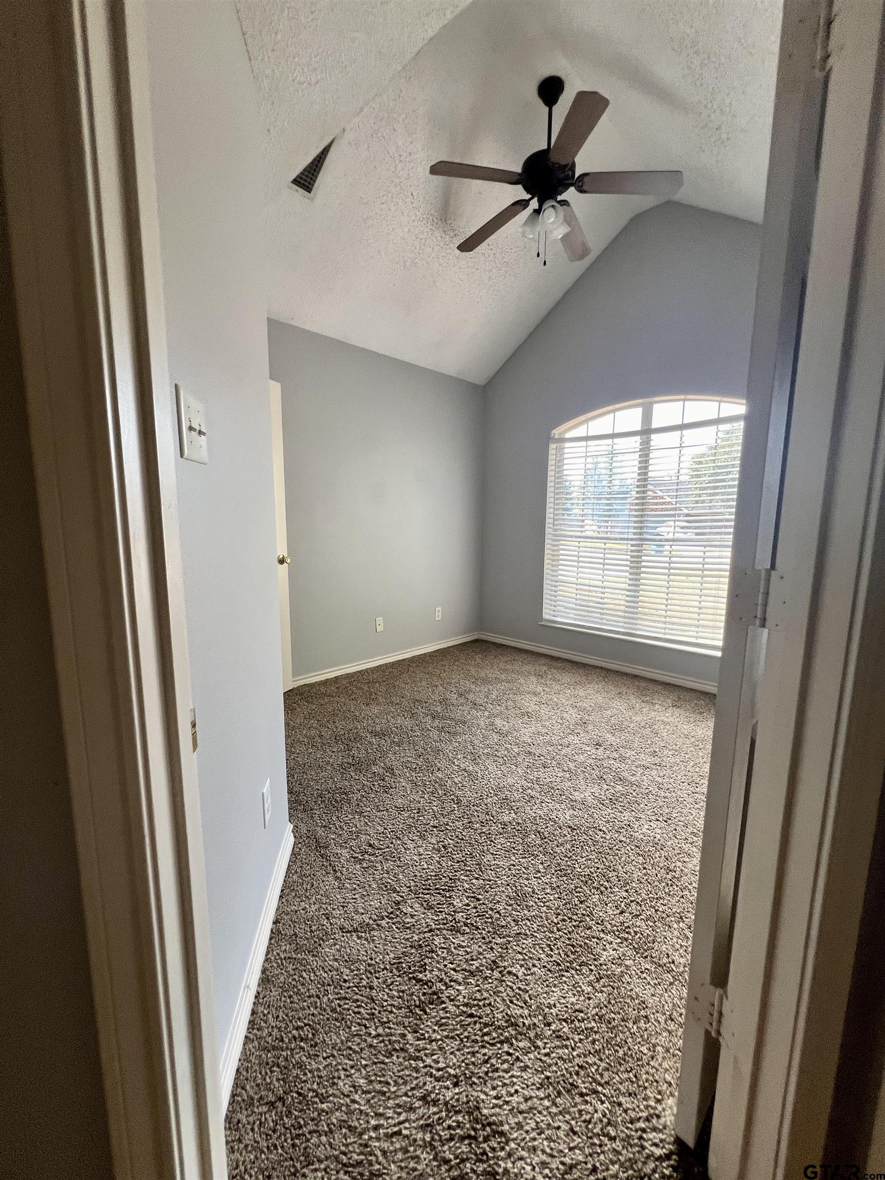 1406 Brookside Ct.