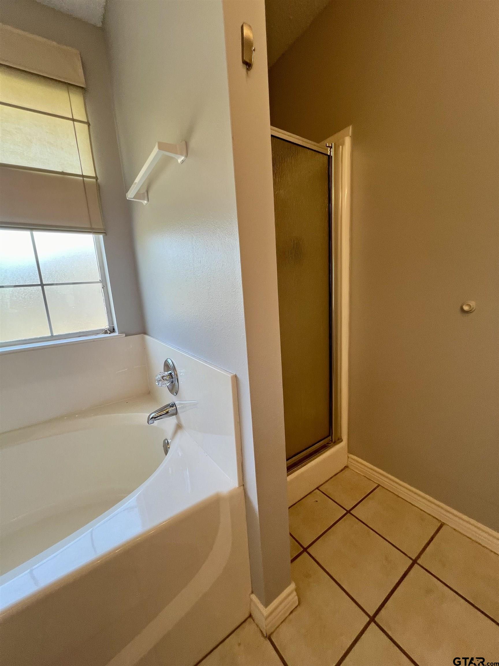 1406 Brookside Ct.