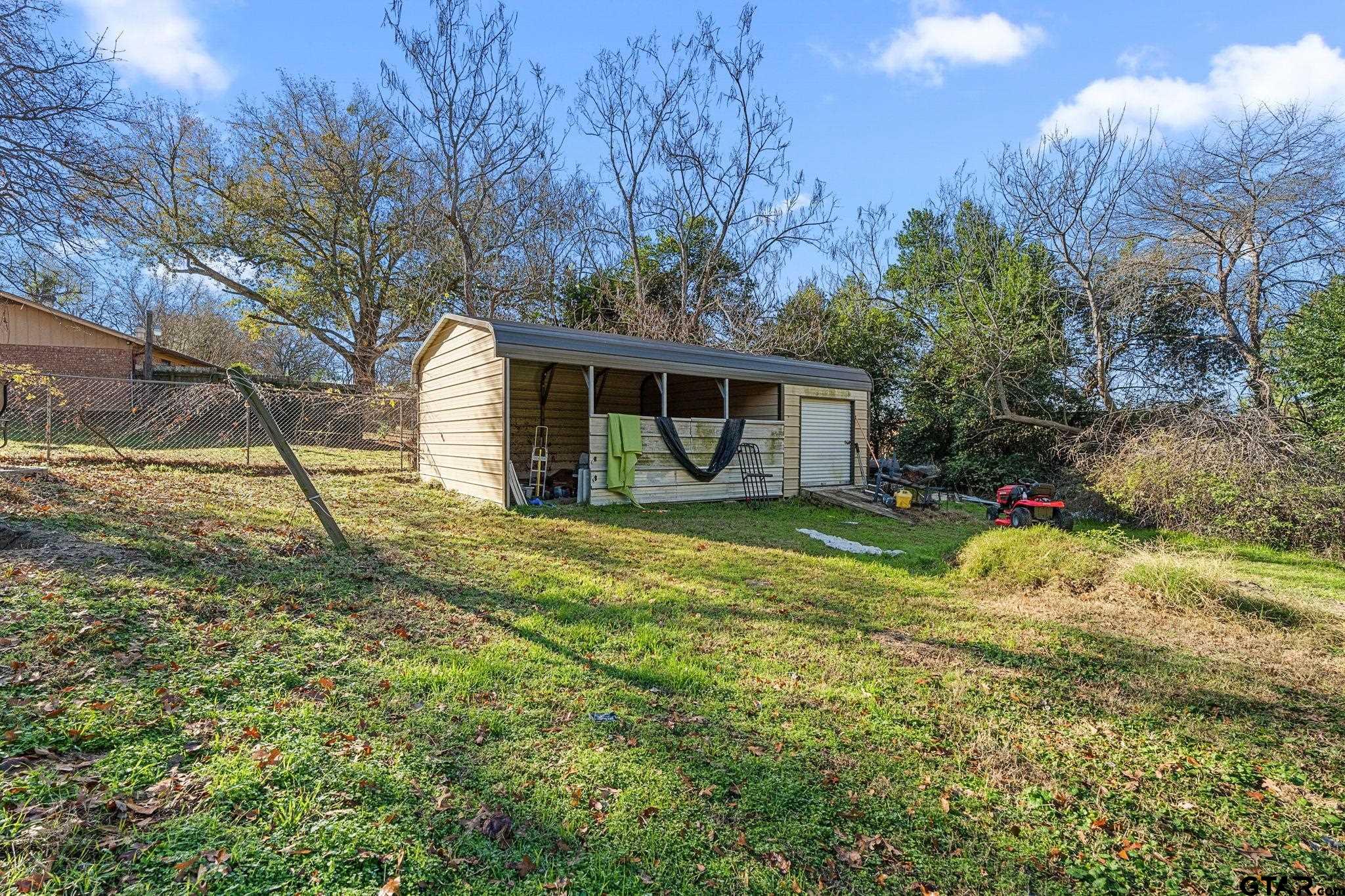 9880 County Road 1111