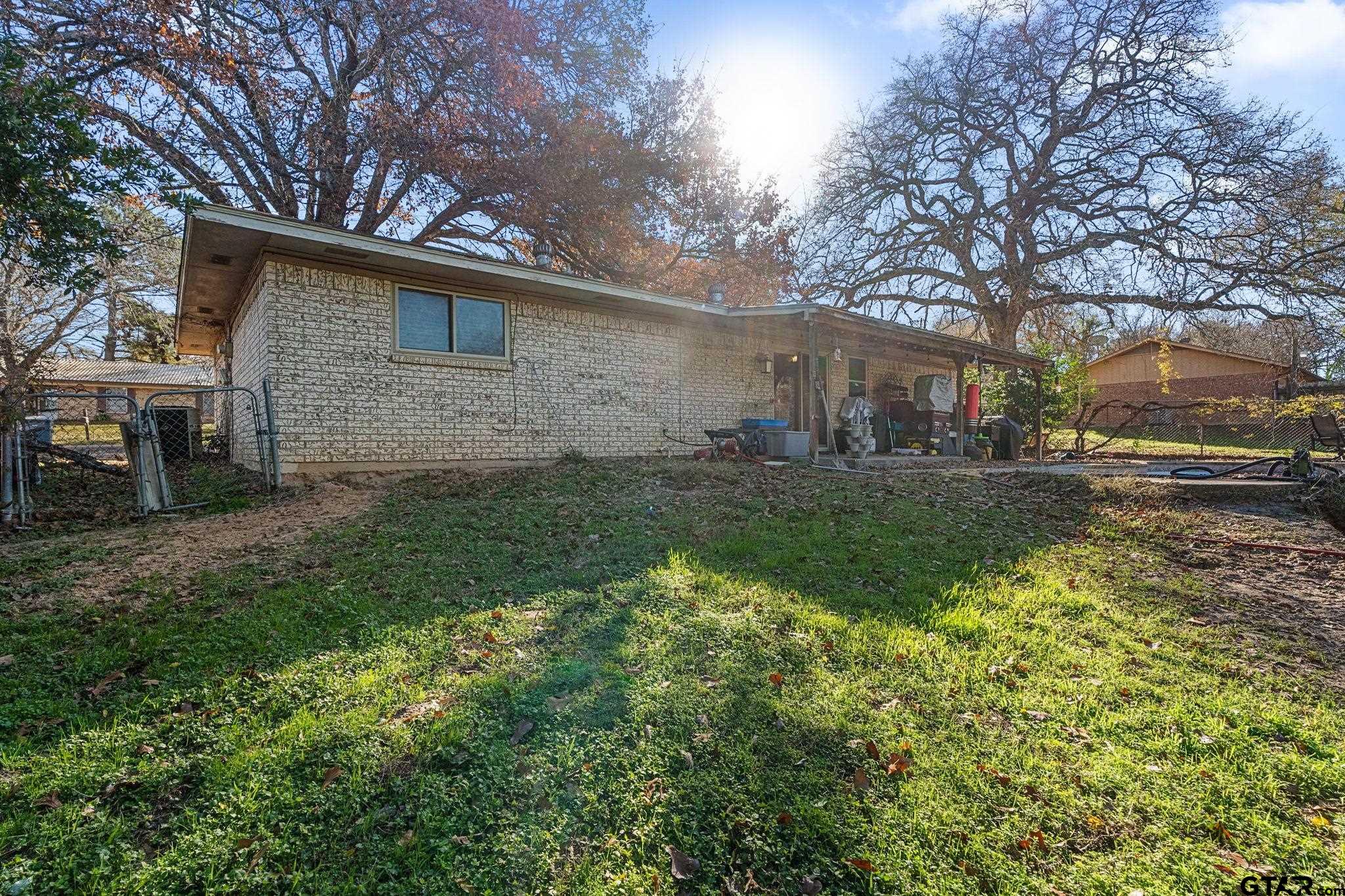 9880 County Road 1111