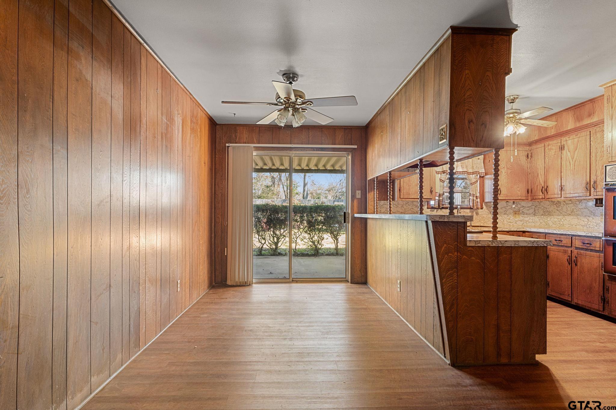 206 Oak Drive