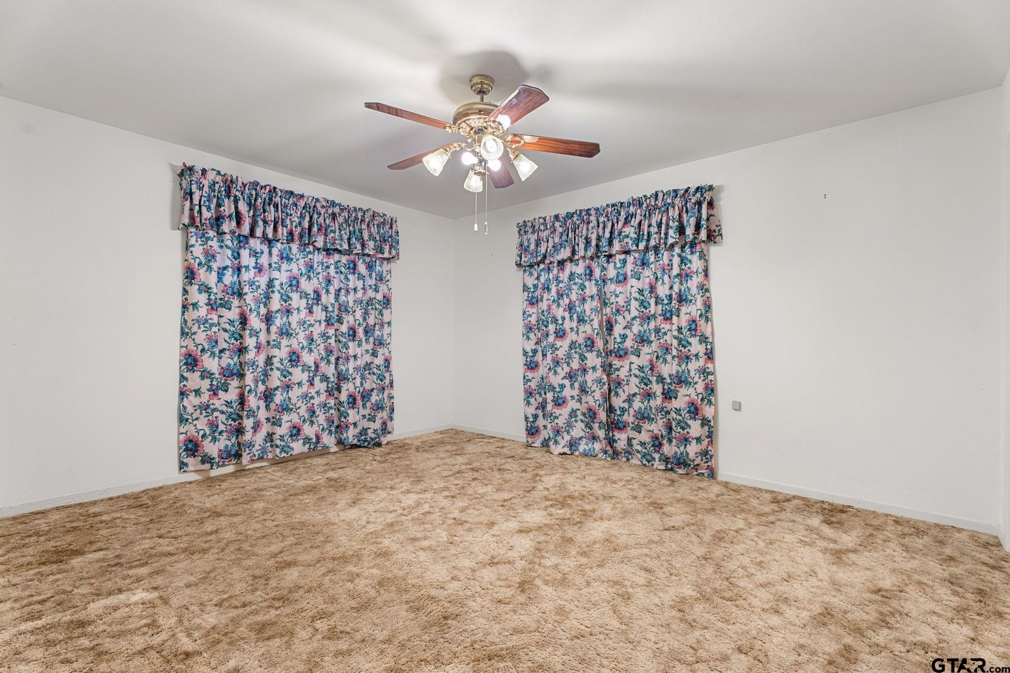 206 Oak Drive