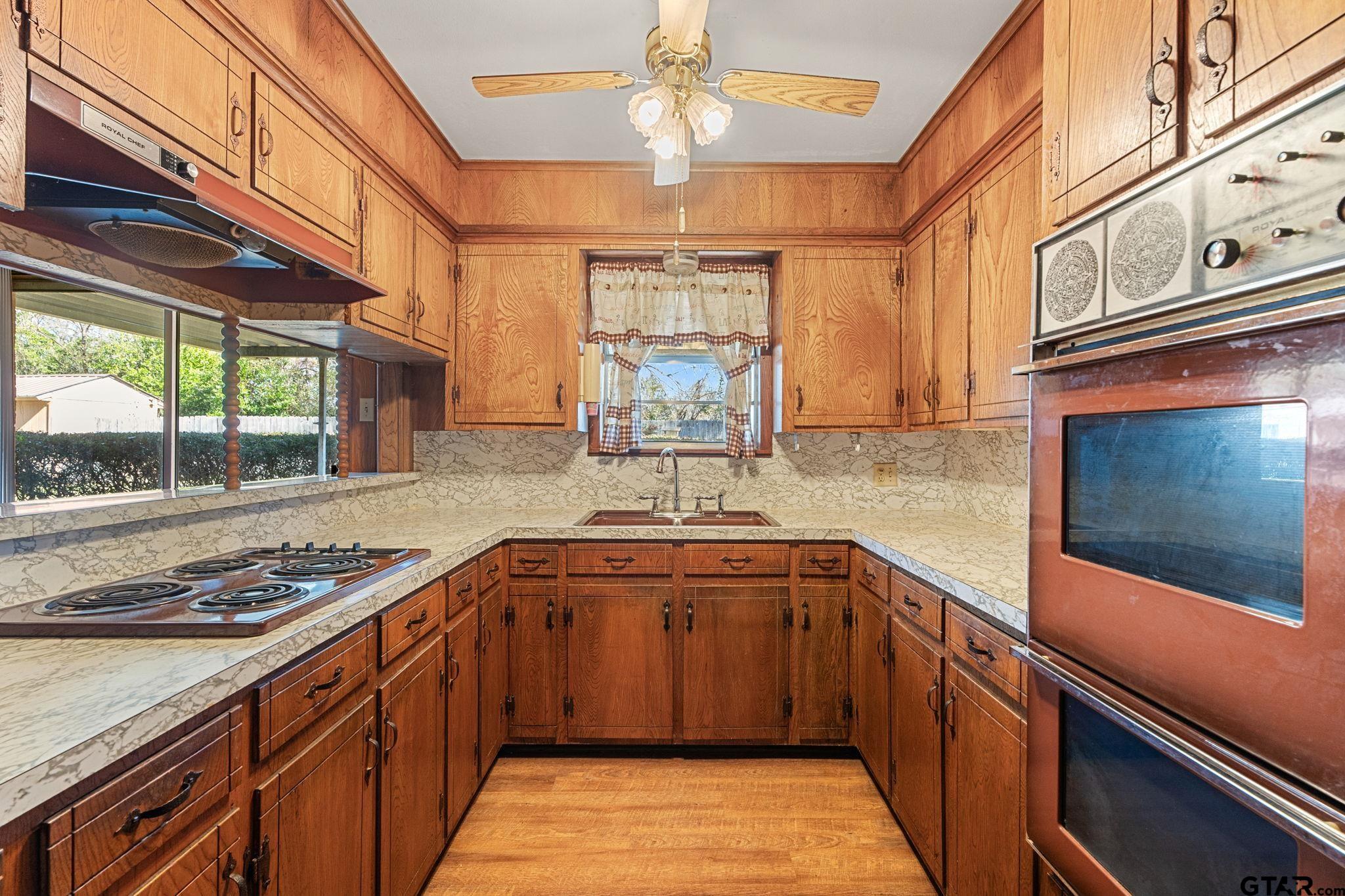 206 Oak Drive