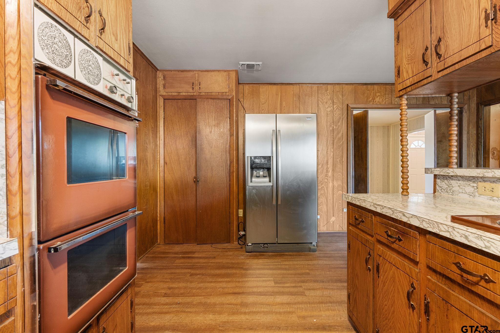 206 Oak Drive