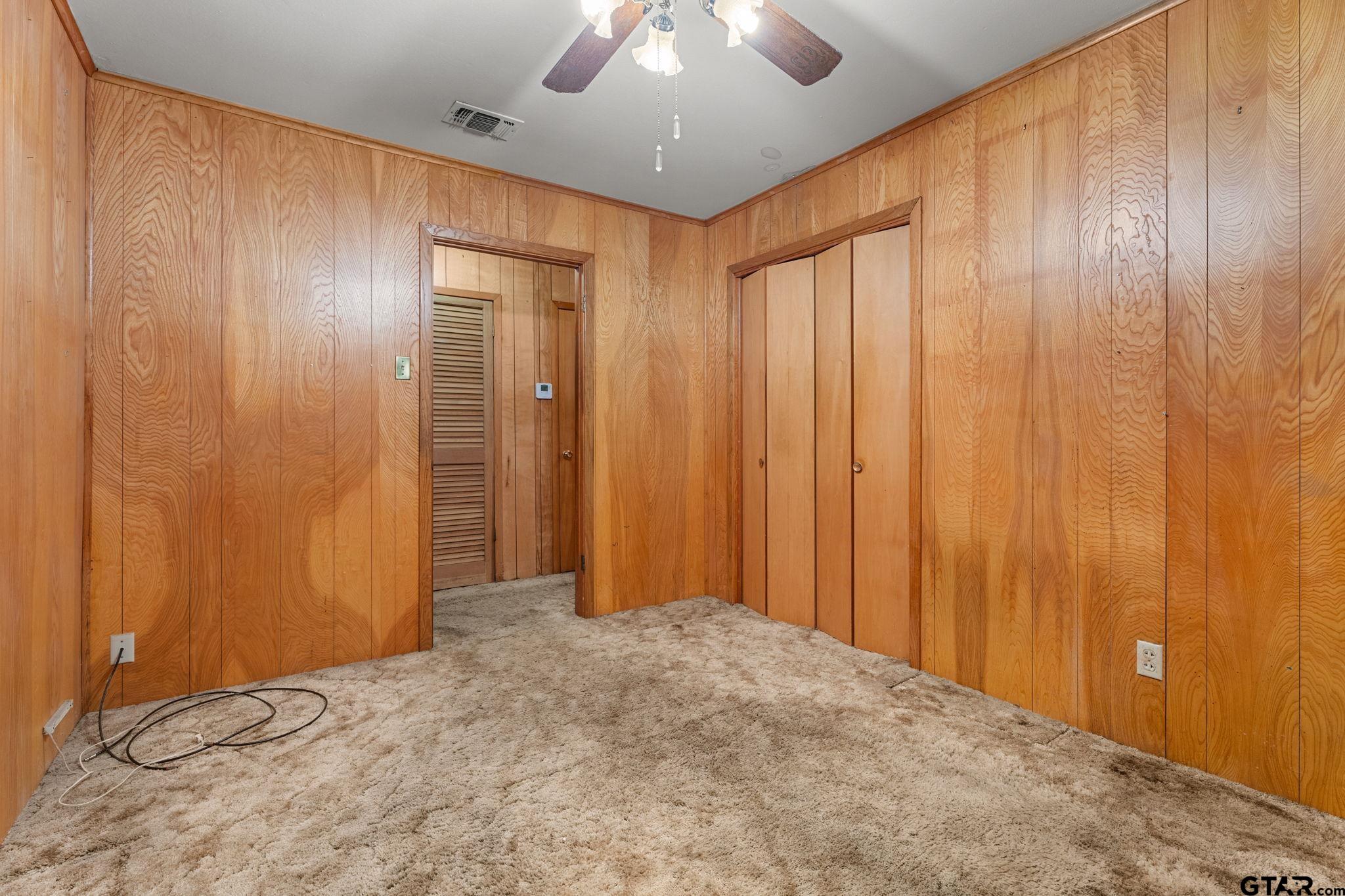 206 Oak Drive