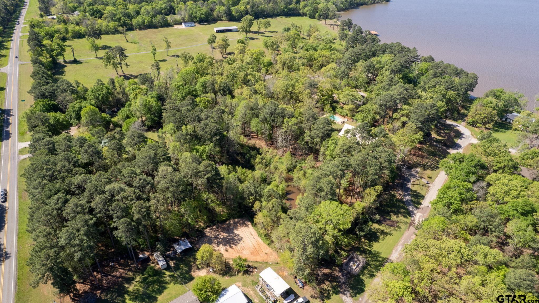 17050 Hickory Trail