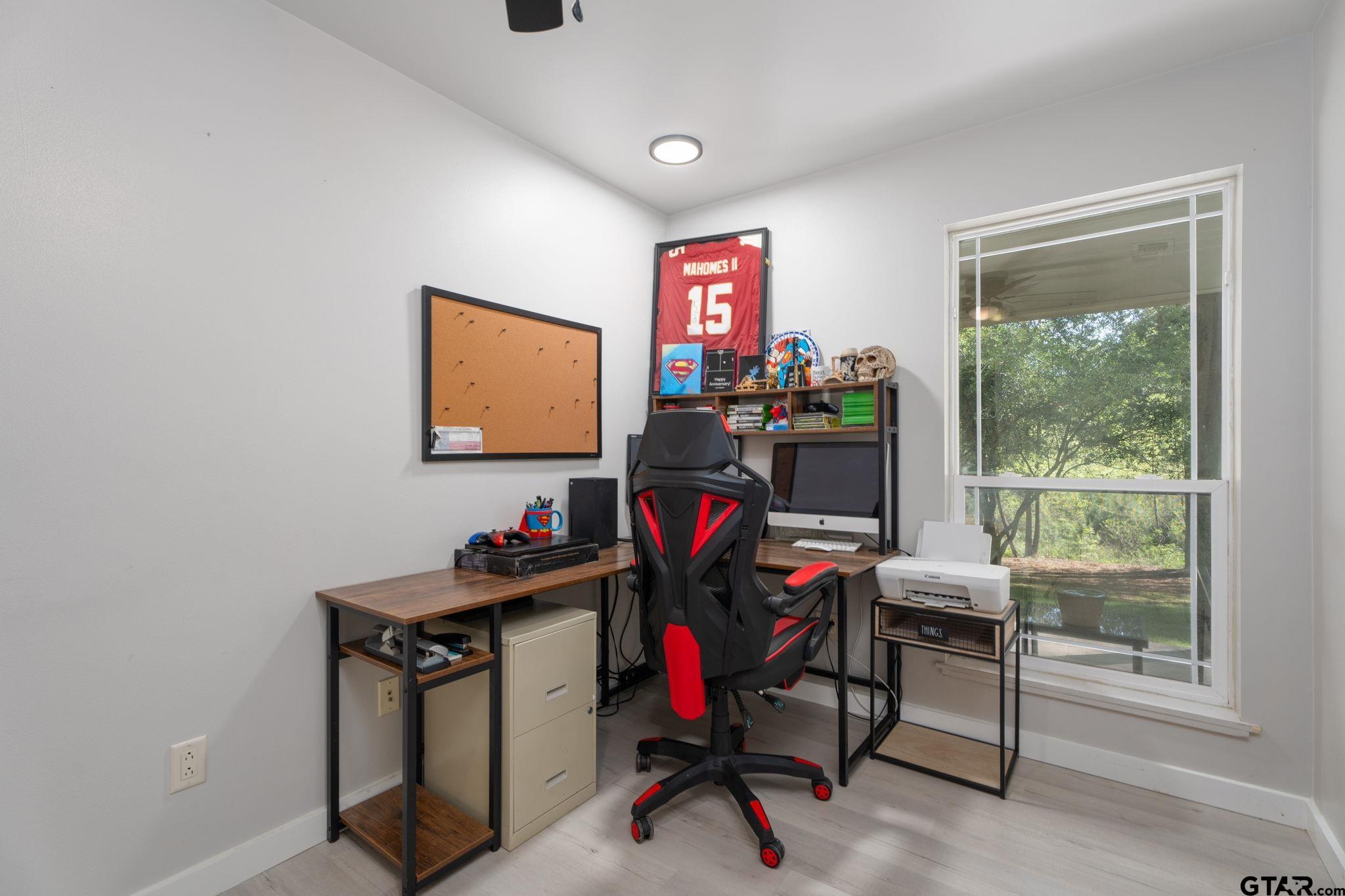 17050 Hickory Trail