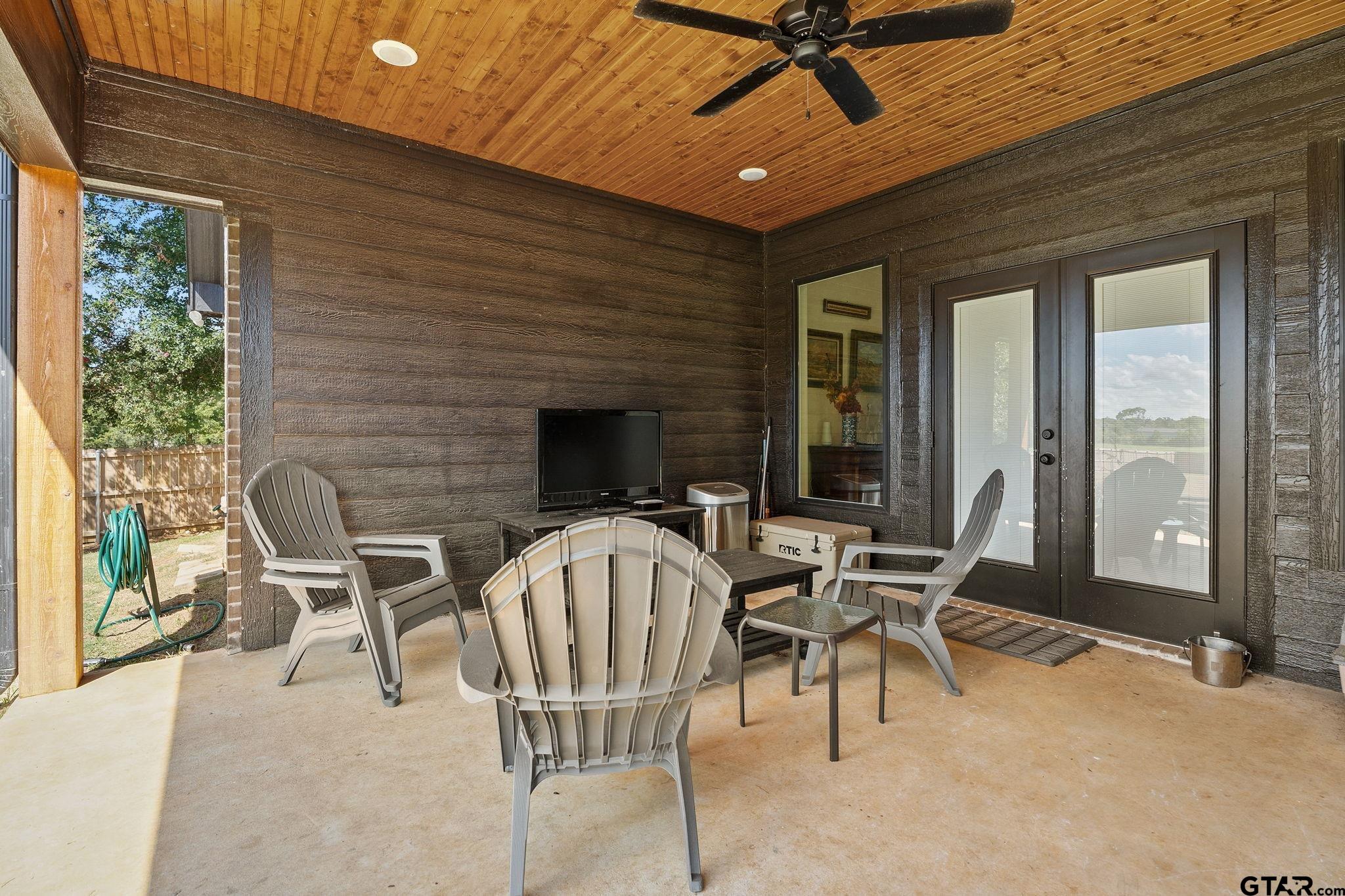 11524 County Road 175