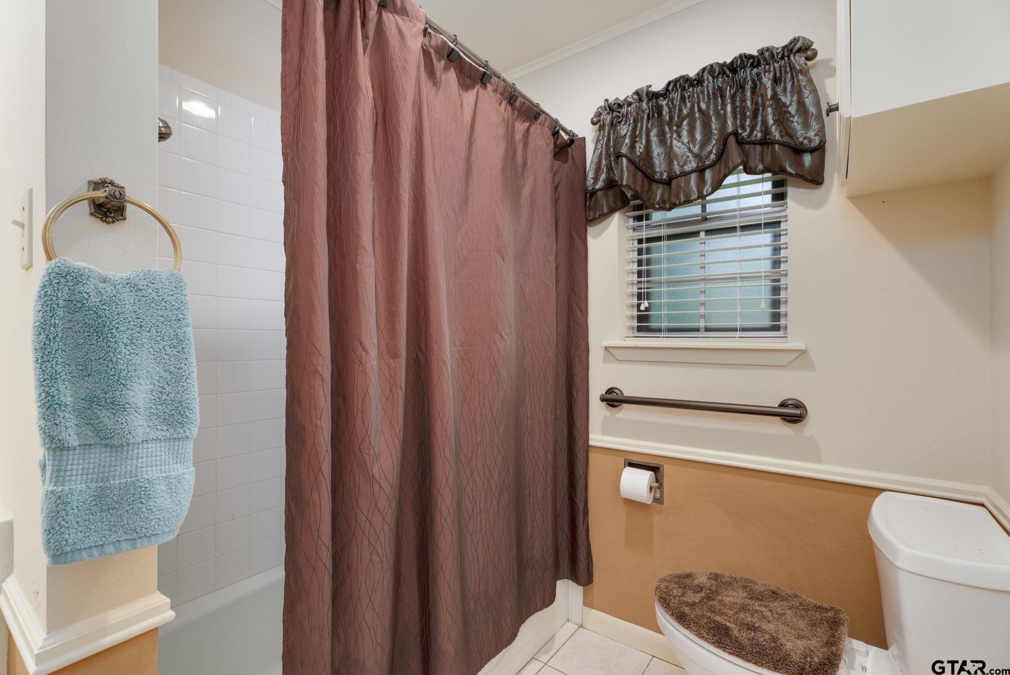 407 Gatewood Dr