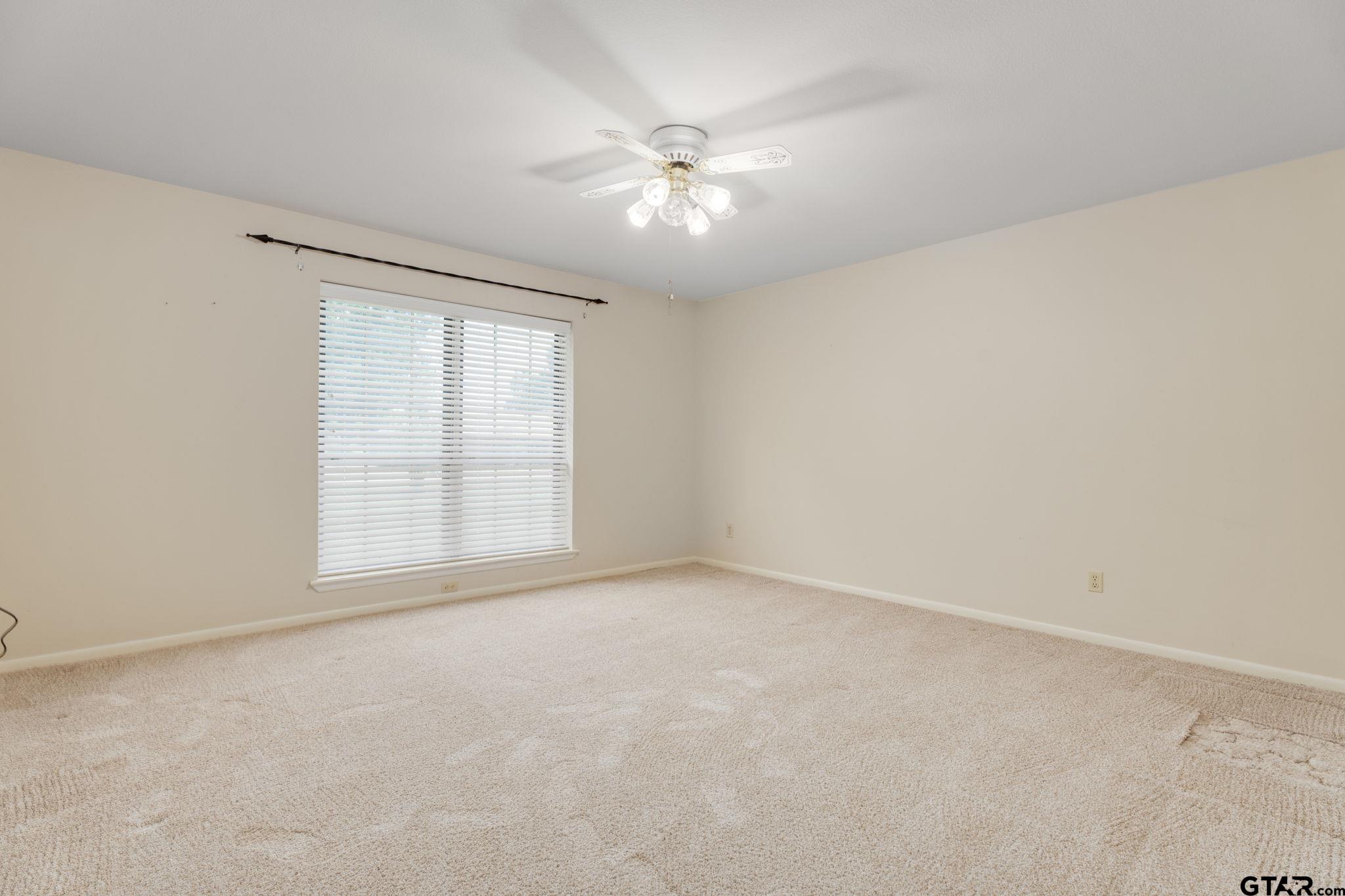 407 Gatewood Dr