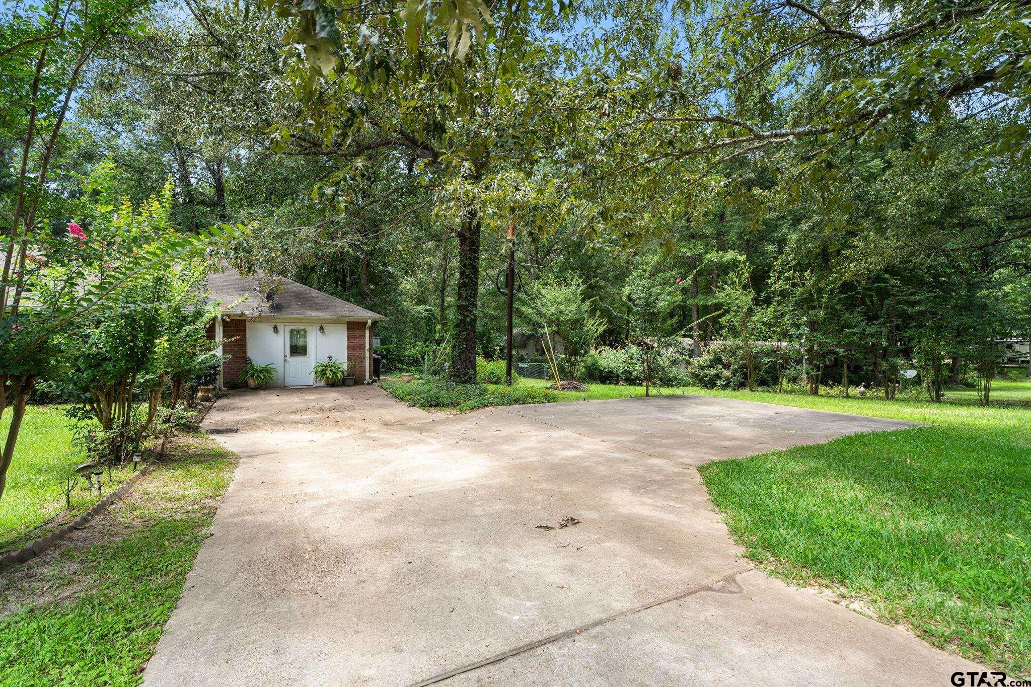 19682 County Road 2176