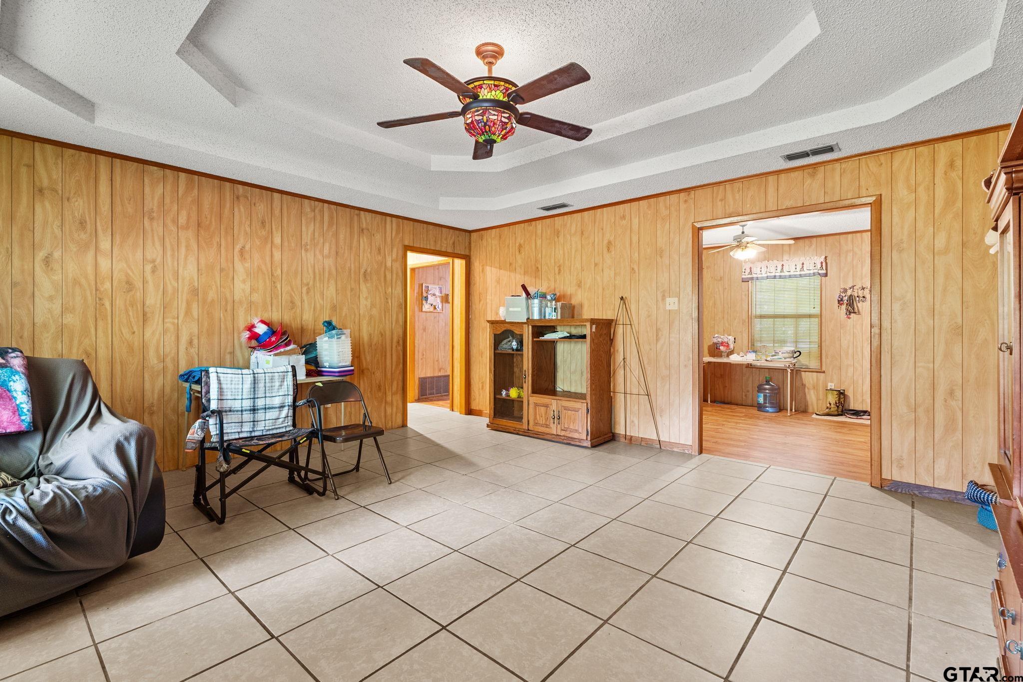 19682 County Road 2176