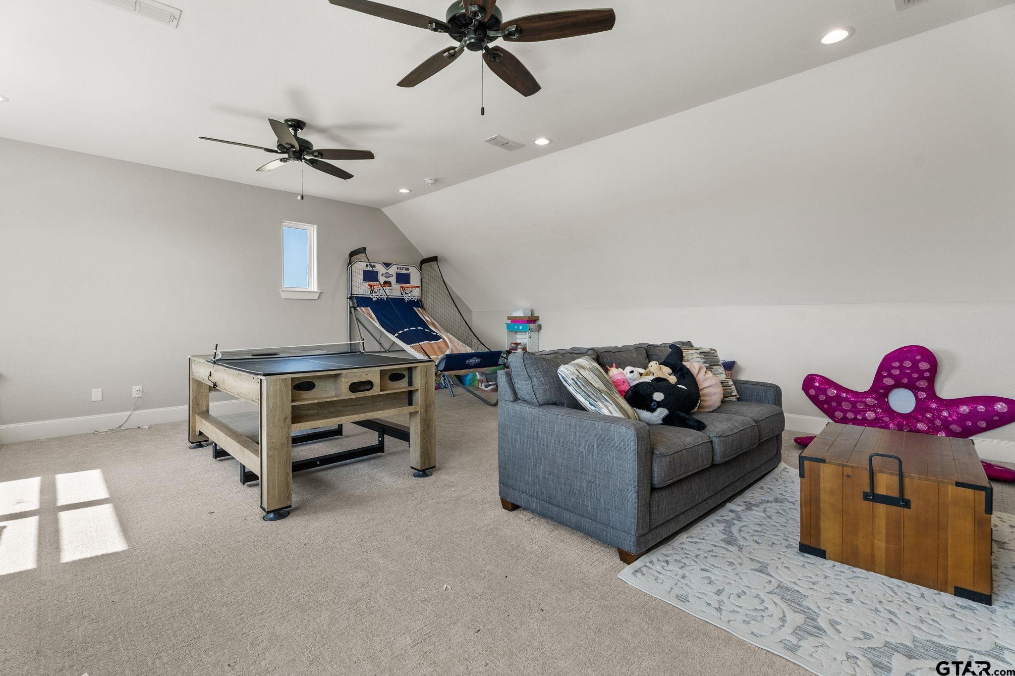 211 Bush Buck Way