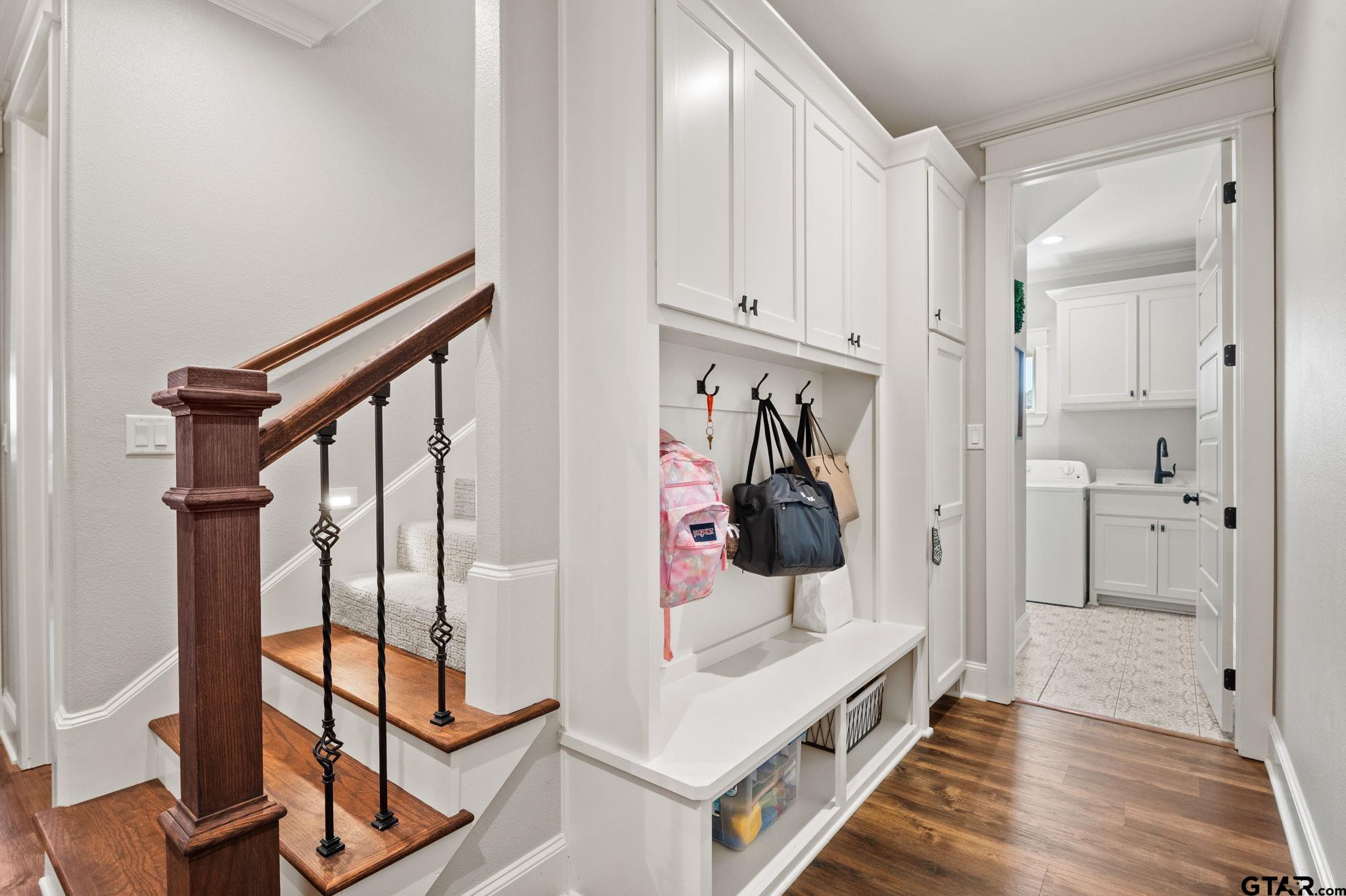 211 Bush Buck Way