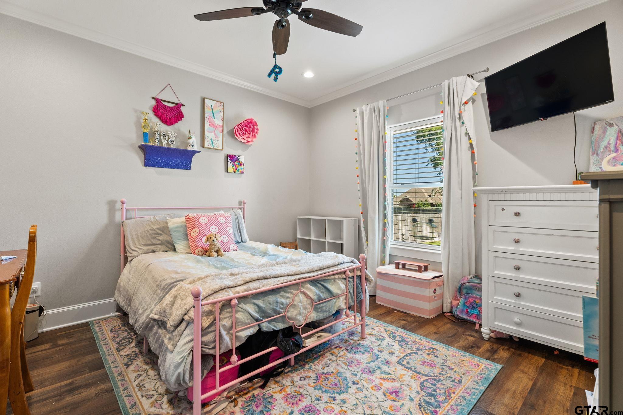 211 Bush Buck Way