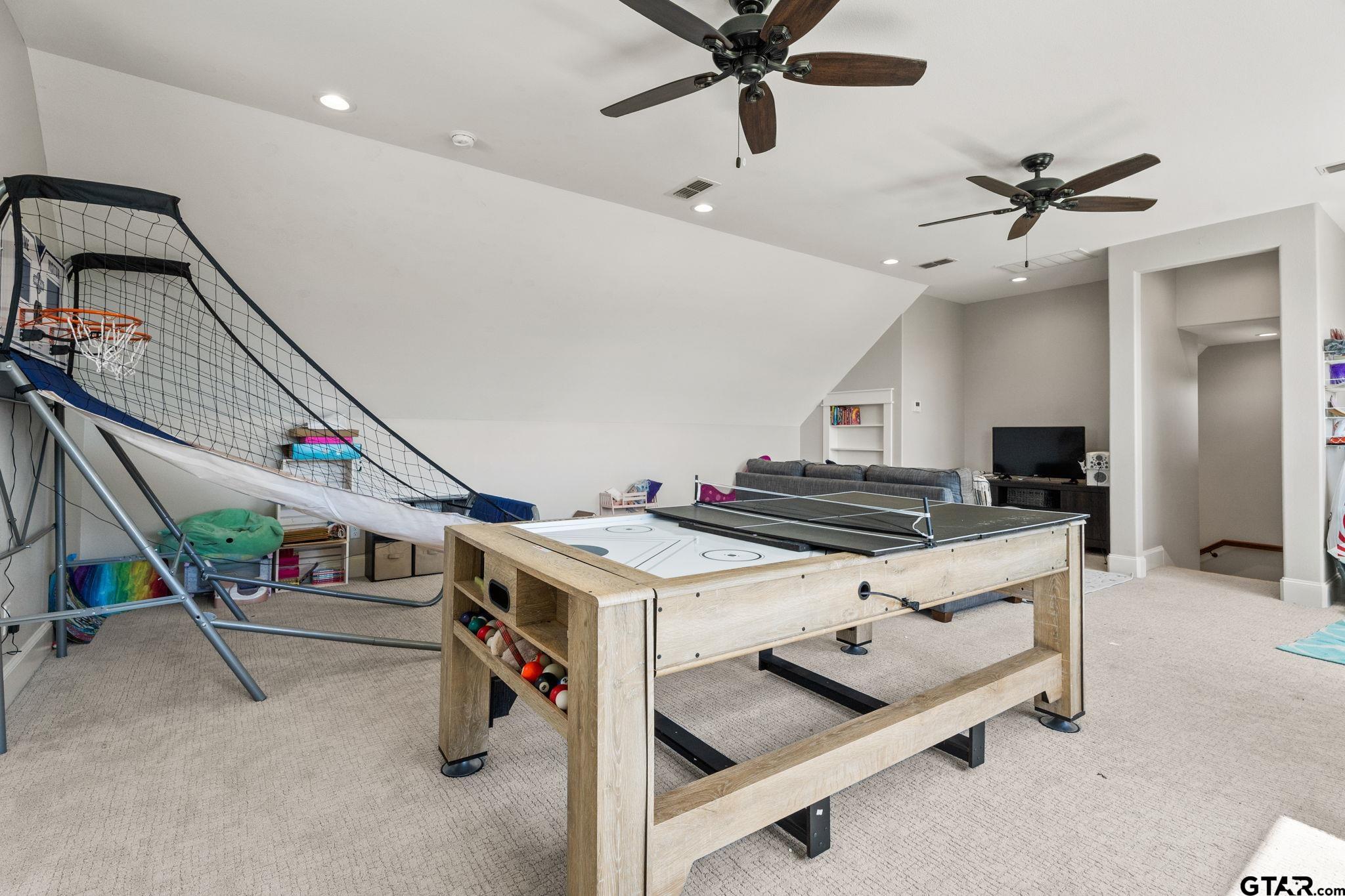 211 Bush Buck Way