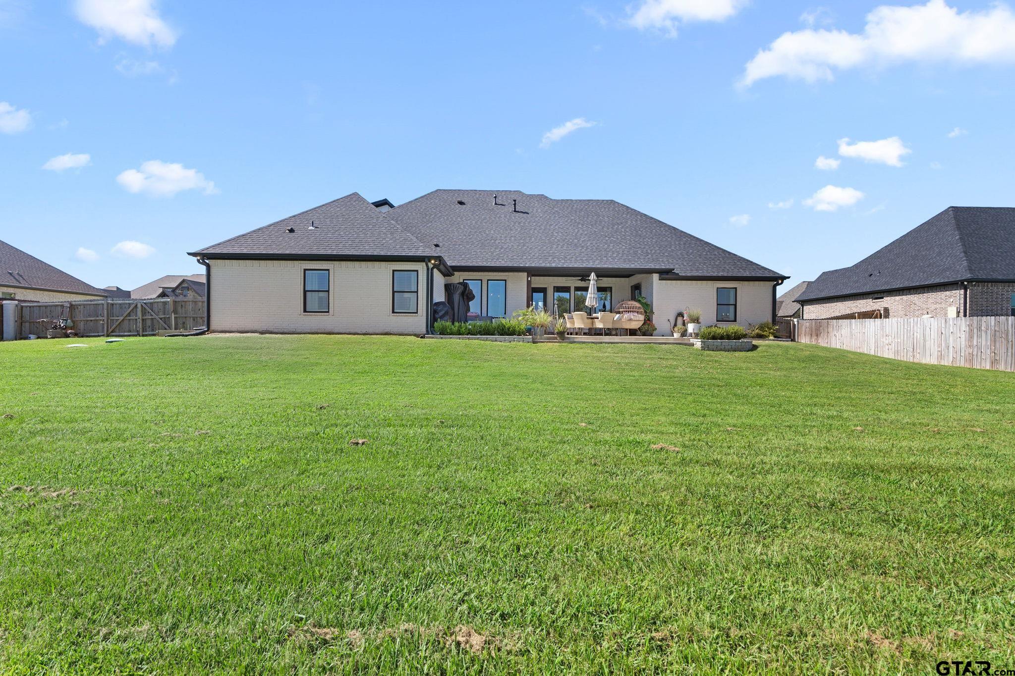 211 Bush Buck Way