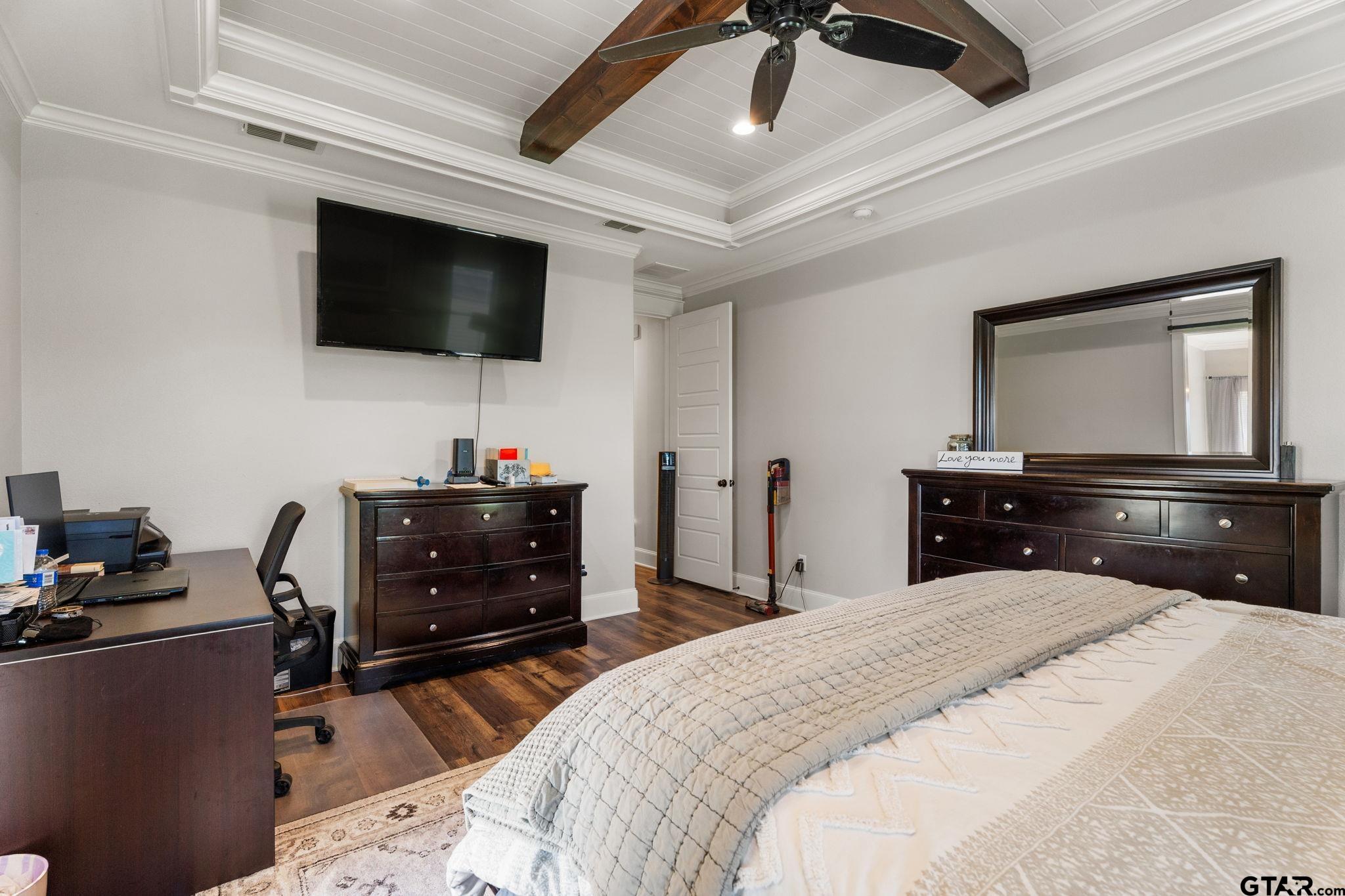 211 Bush Buck Way