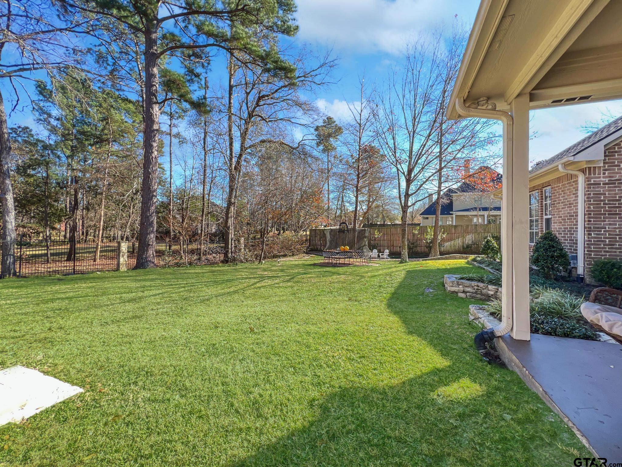 7010 Cherryhill Dr
