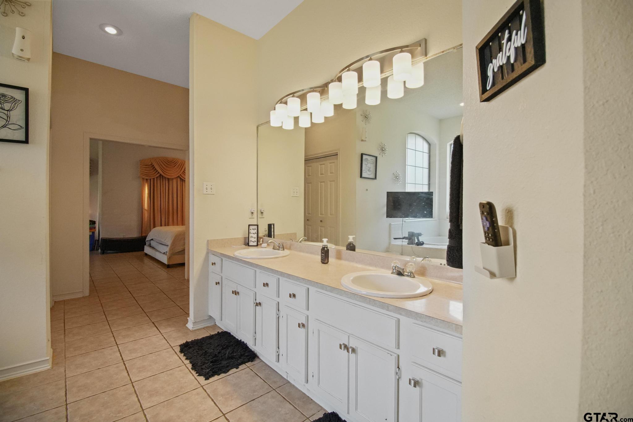 18186 County Road 2195