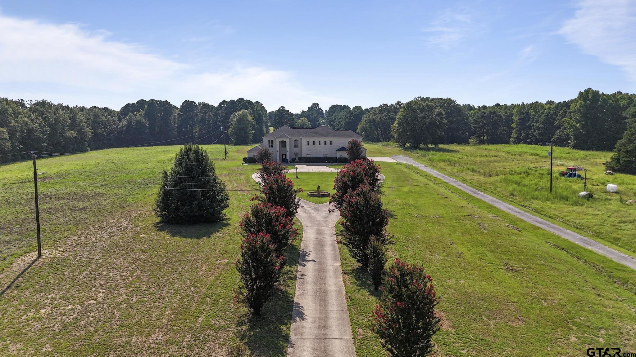 18186 County Road 2195