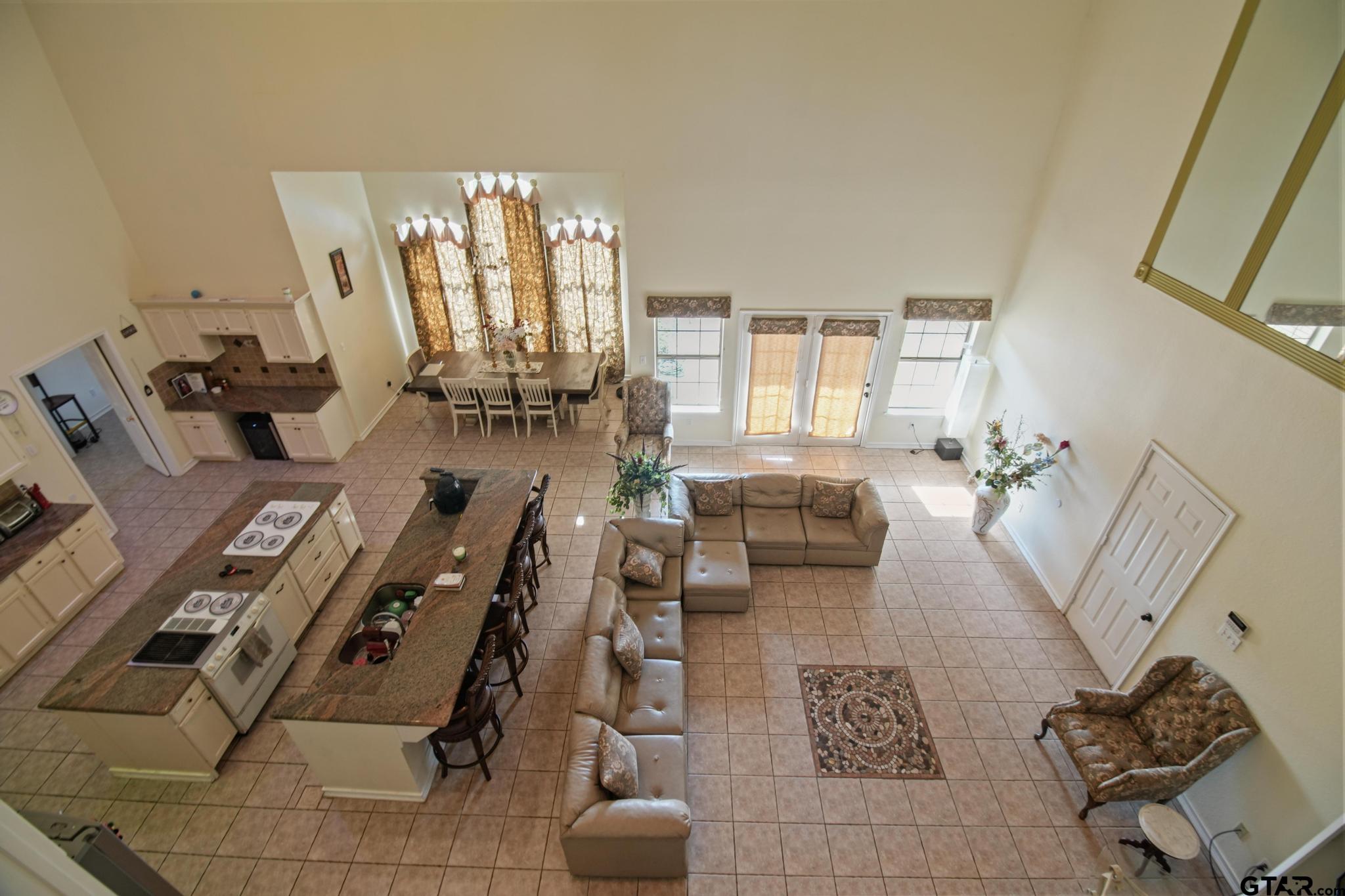 18186 County Road 2195