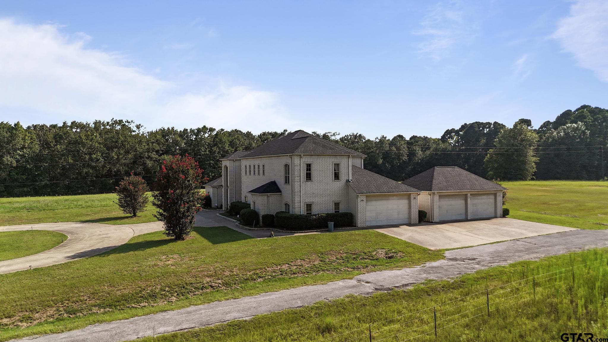 18186 County Road 2195