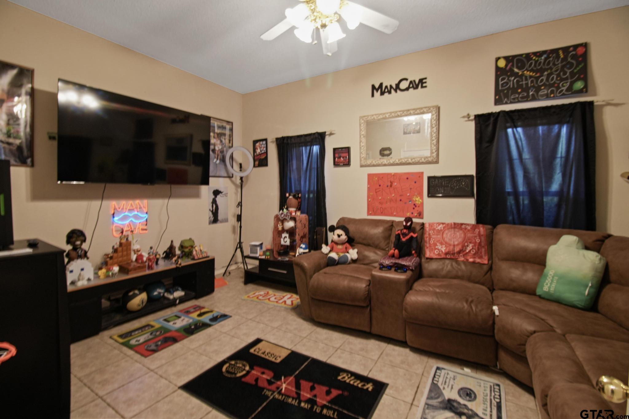 18186 County Road 2195