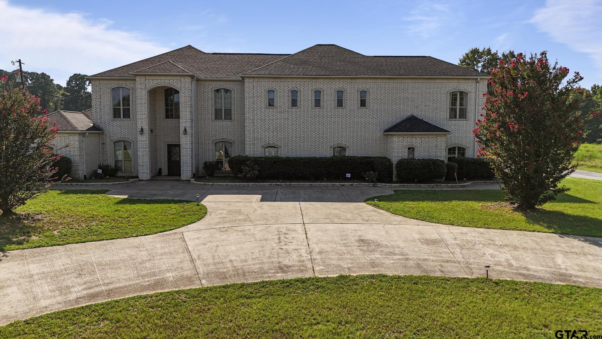 18186 County Road 2195