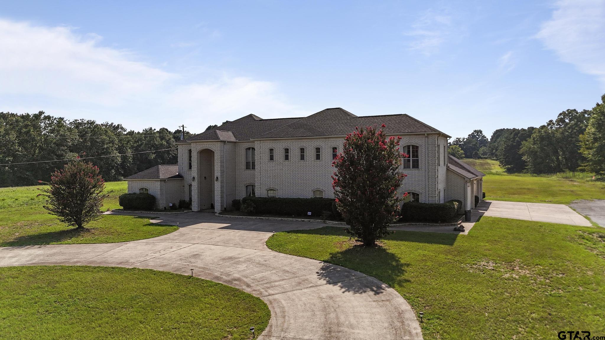 18186 County Road 2195