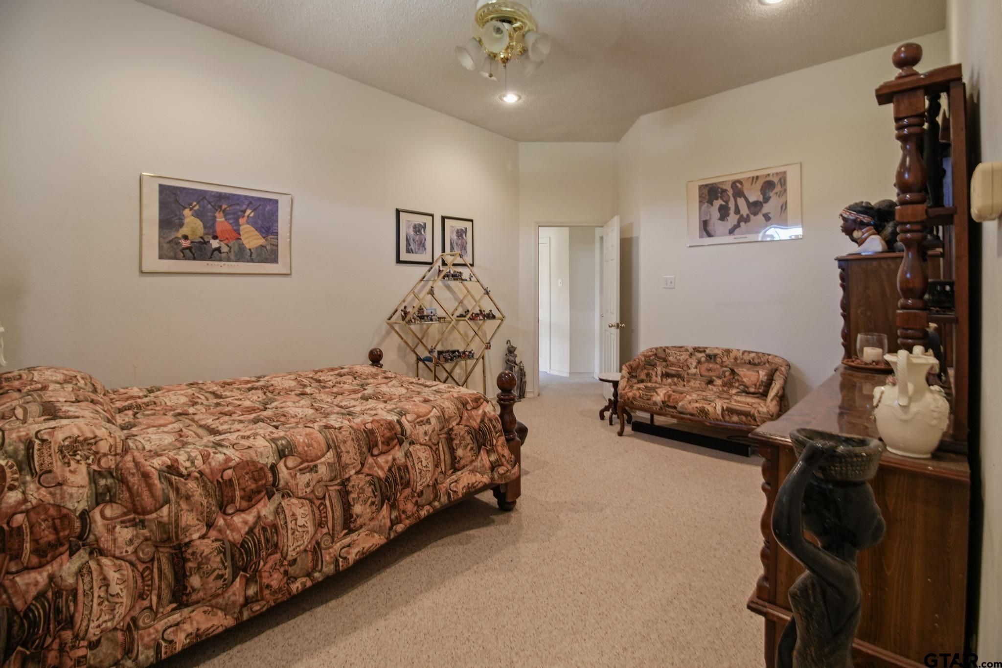 18186 County Road 2195