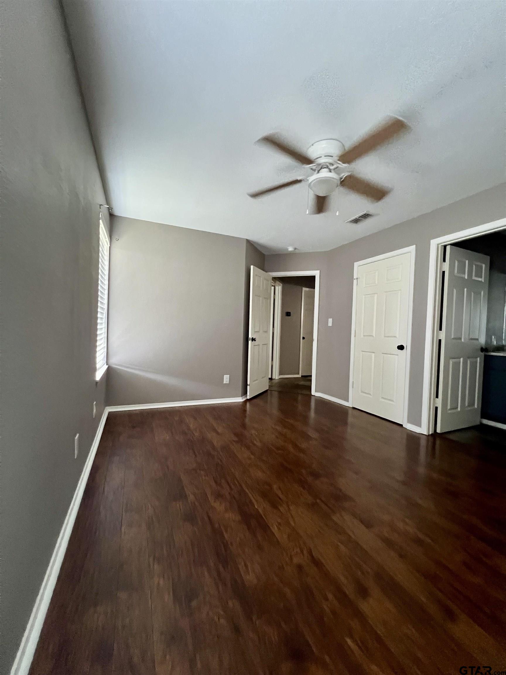 1124 Woodlands Park Dr.