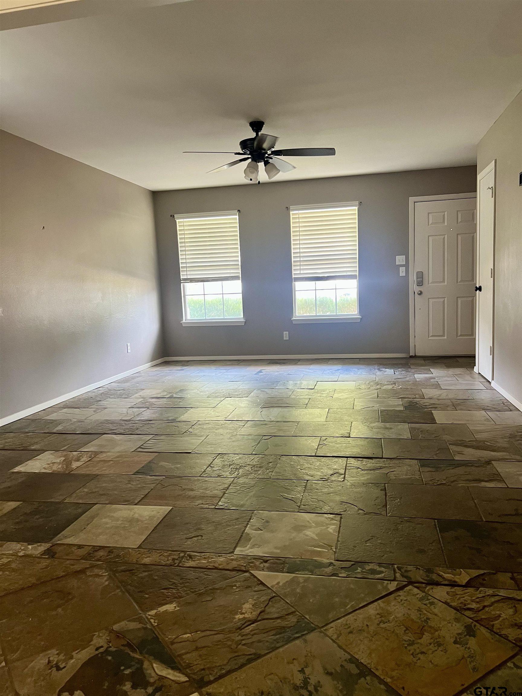 1124 Woodlands Park Dr.