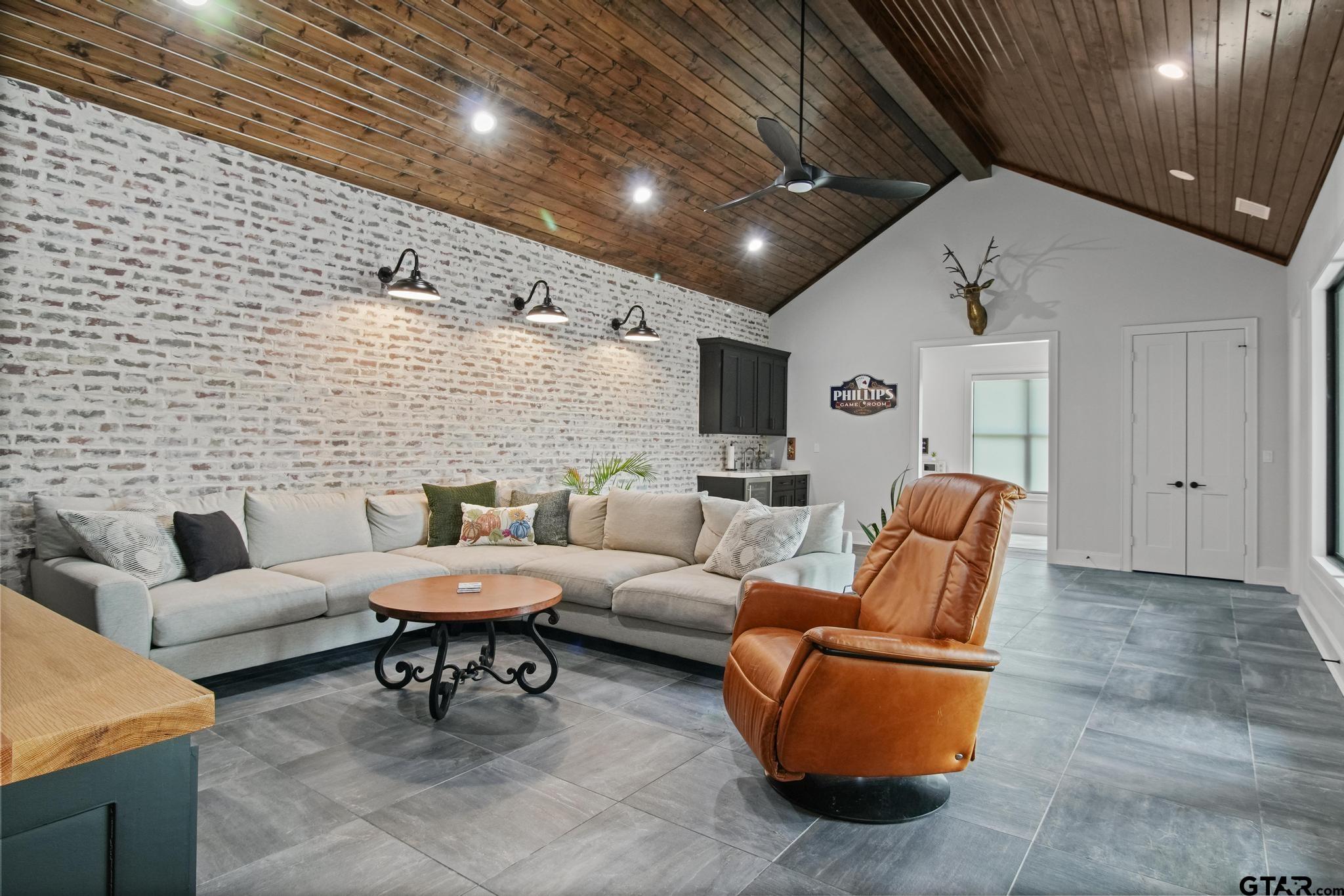 1533 Stafford Drive