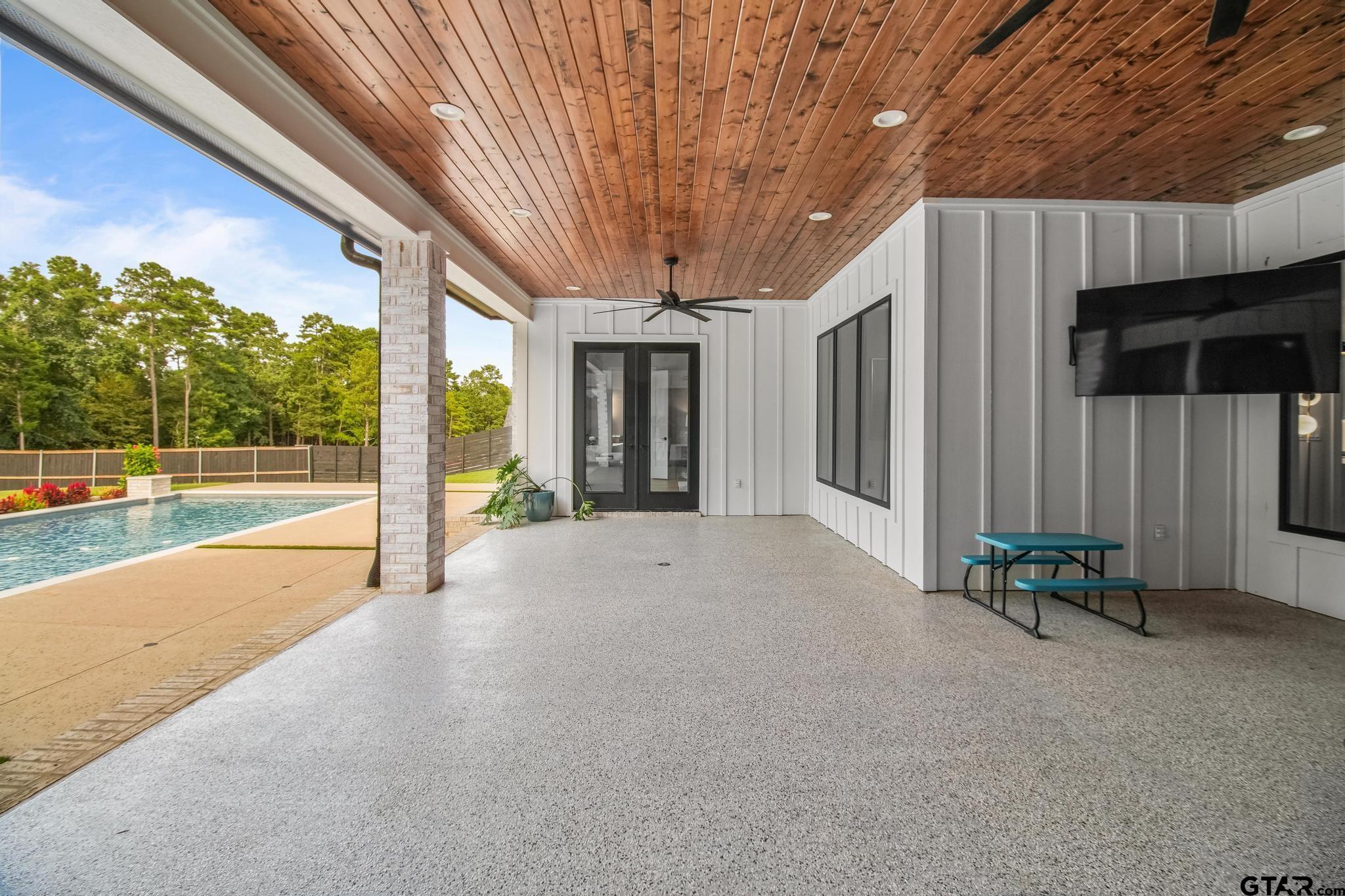 1533 Stafford Drive
