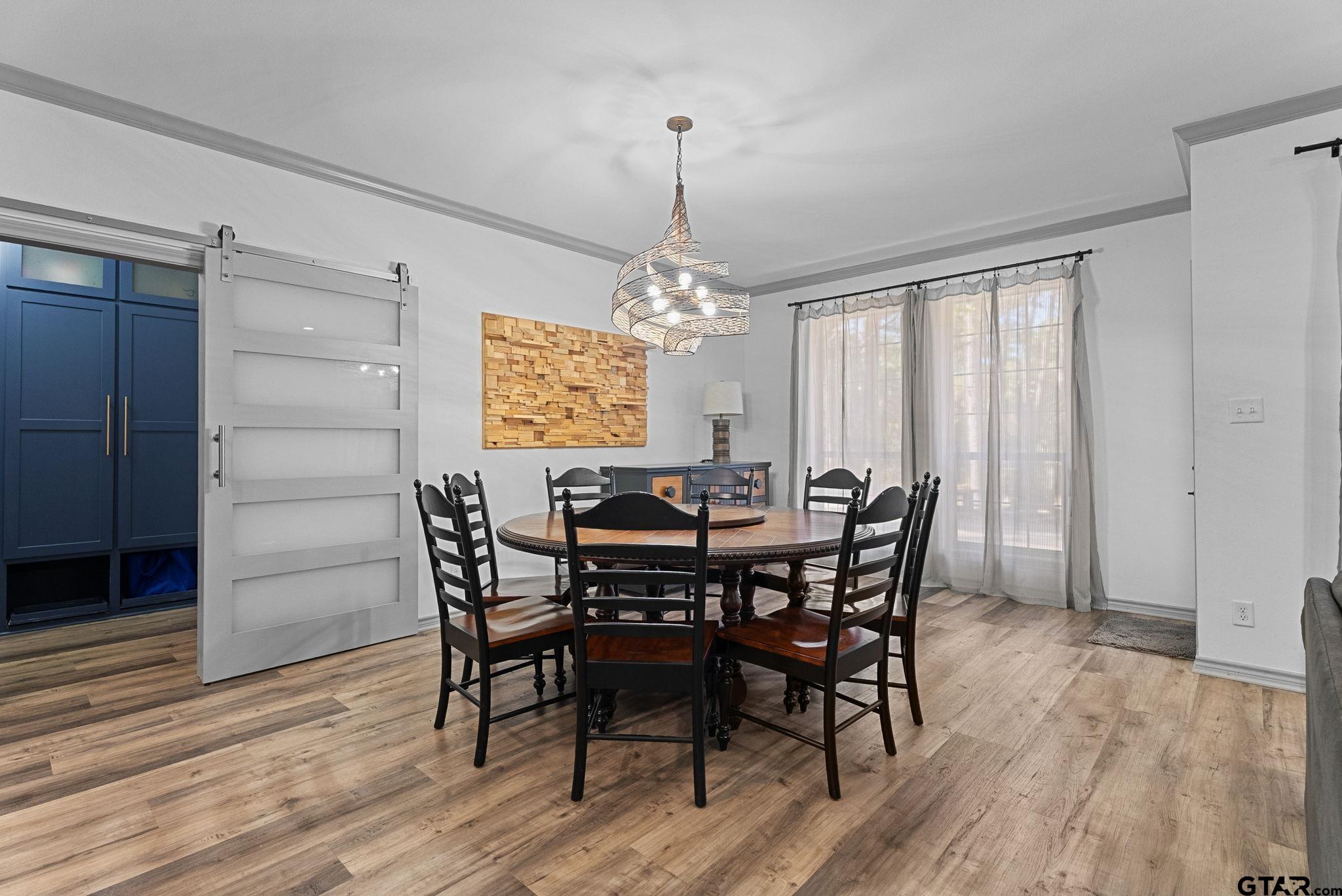 18406 Clear Lake