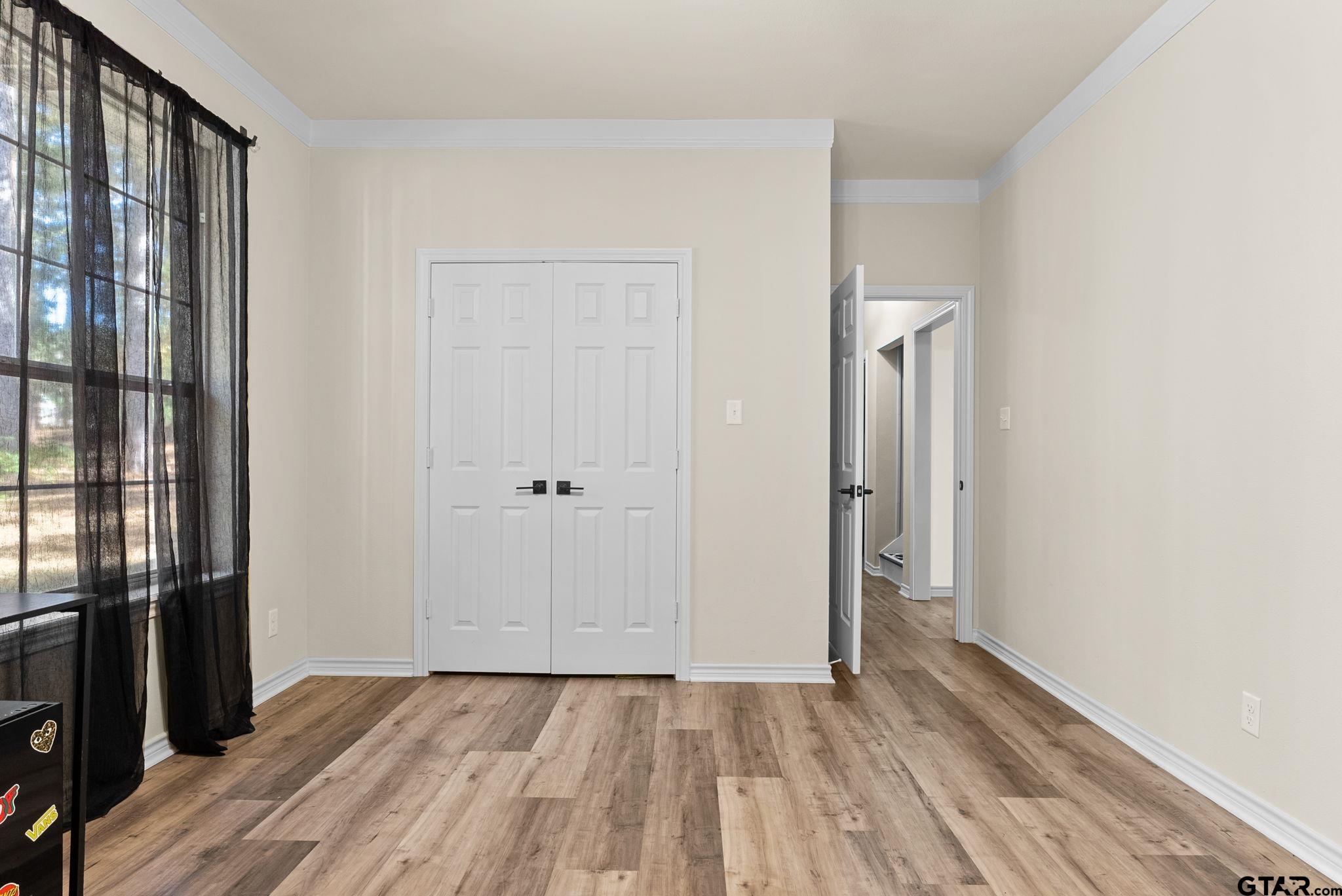 18406 Clear Lake