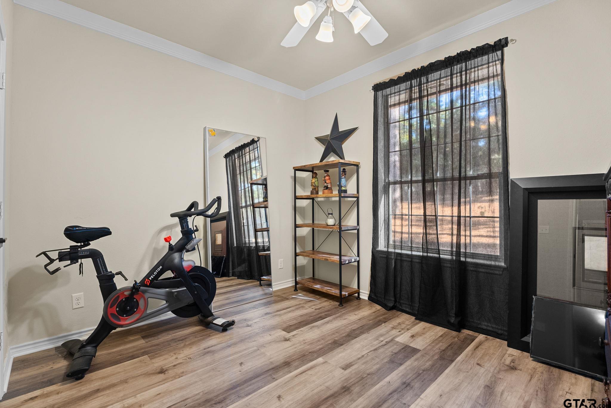18406 Clear Lake