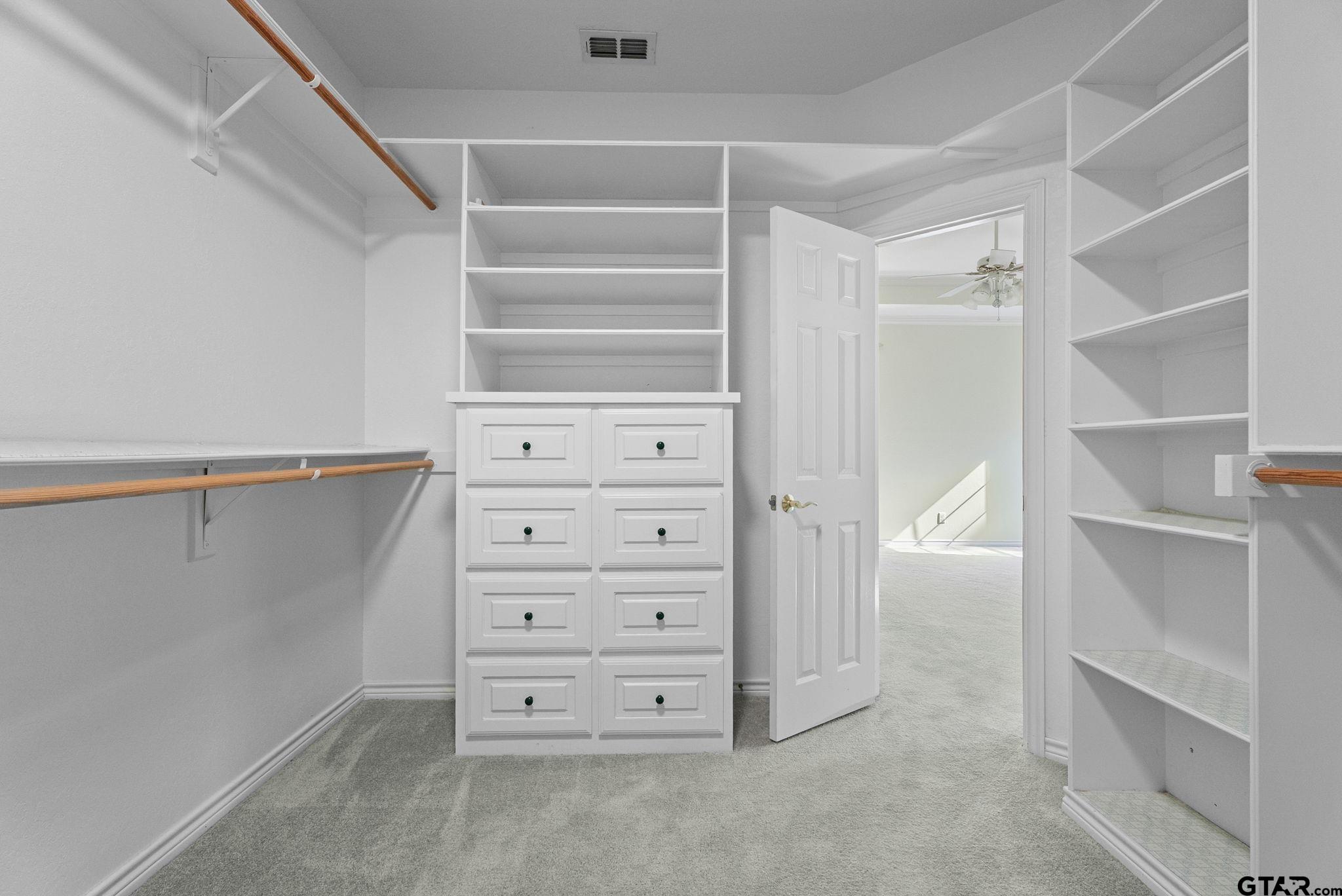 12900 Winding Oak