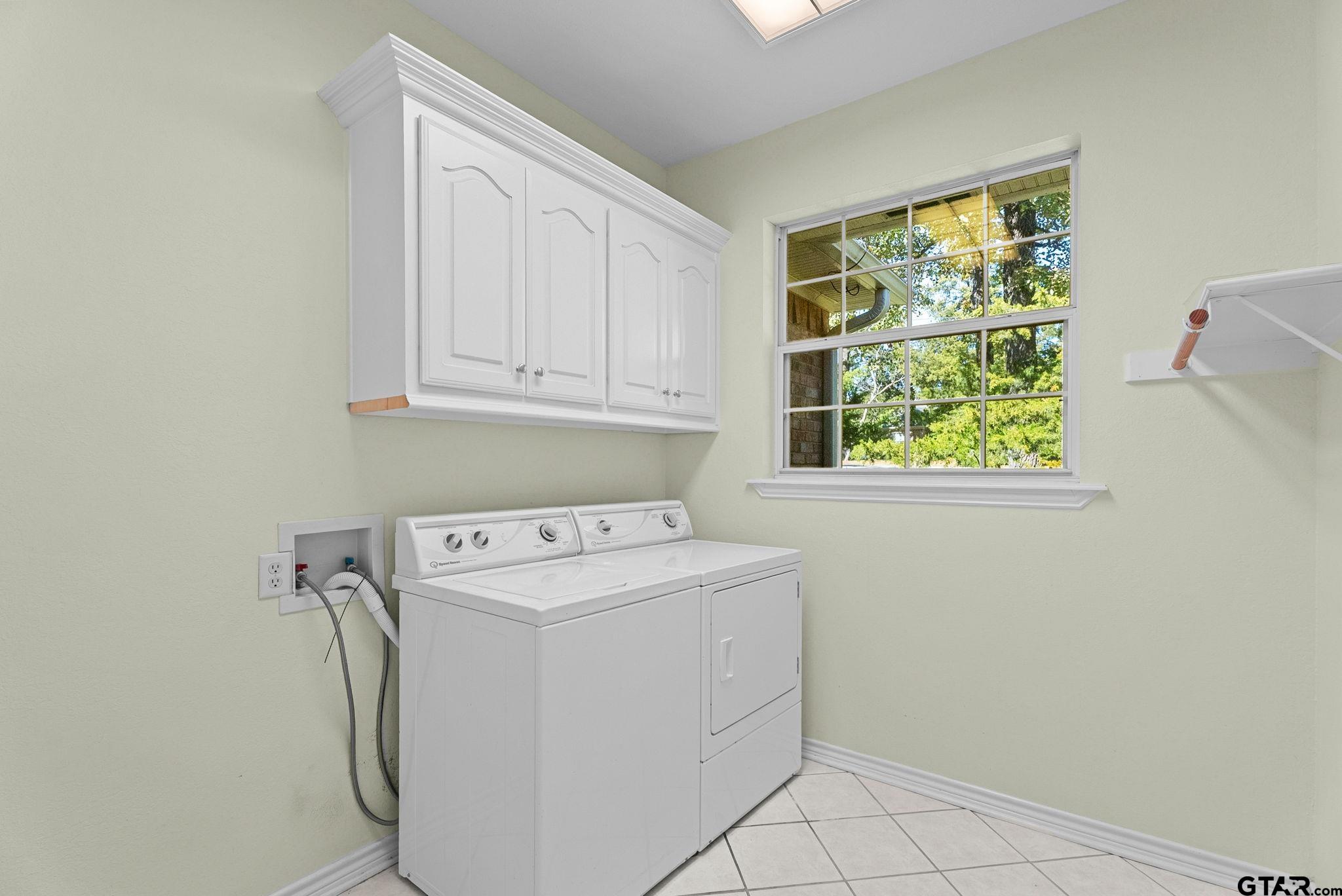 12900 Winding Oak