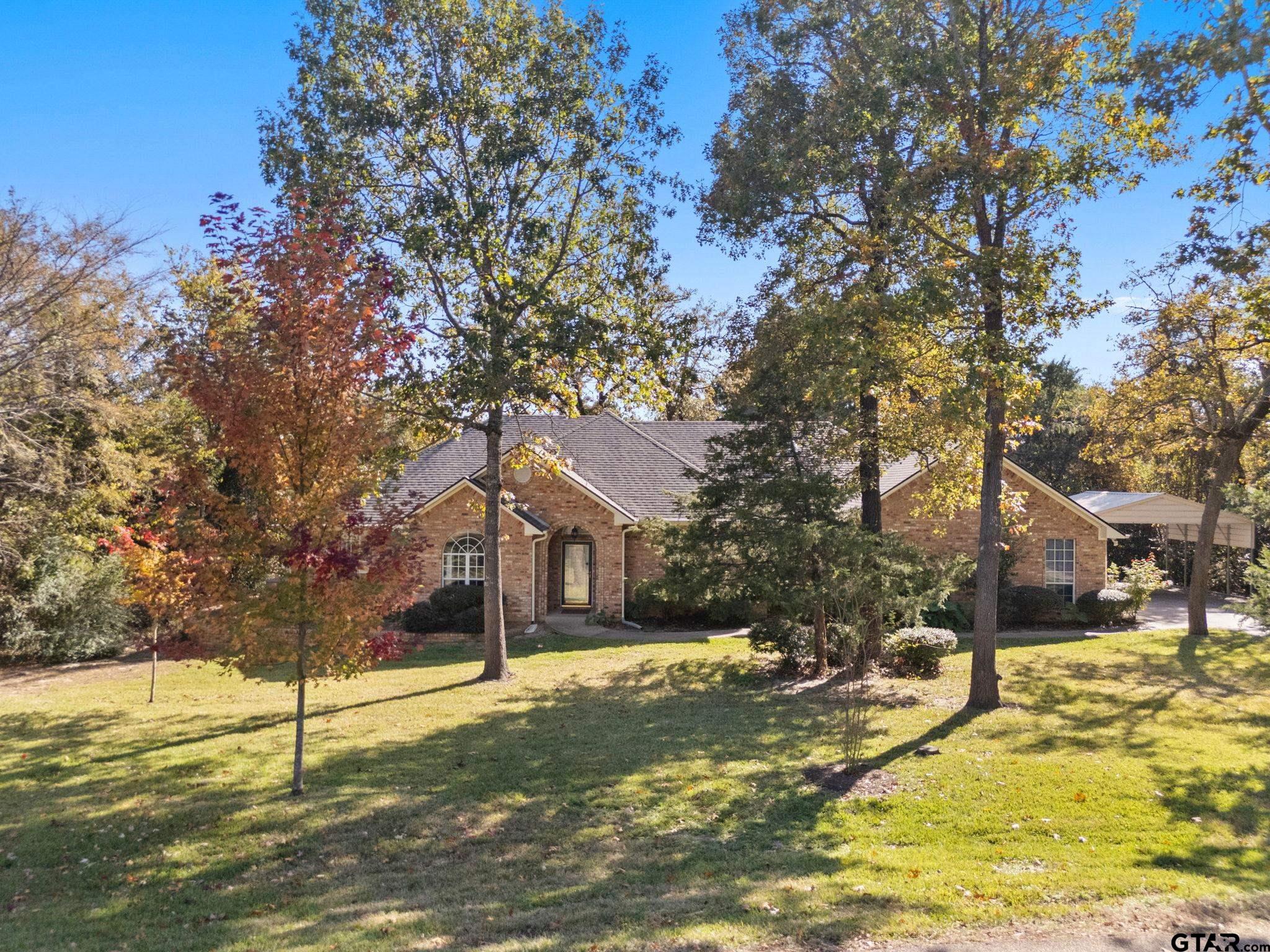 12900 Winding Oak