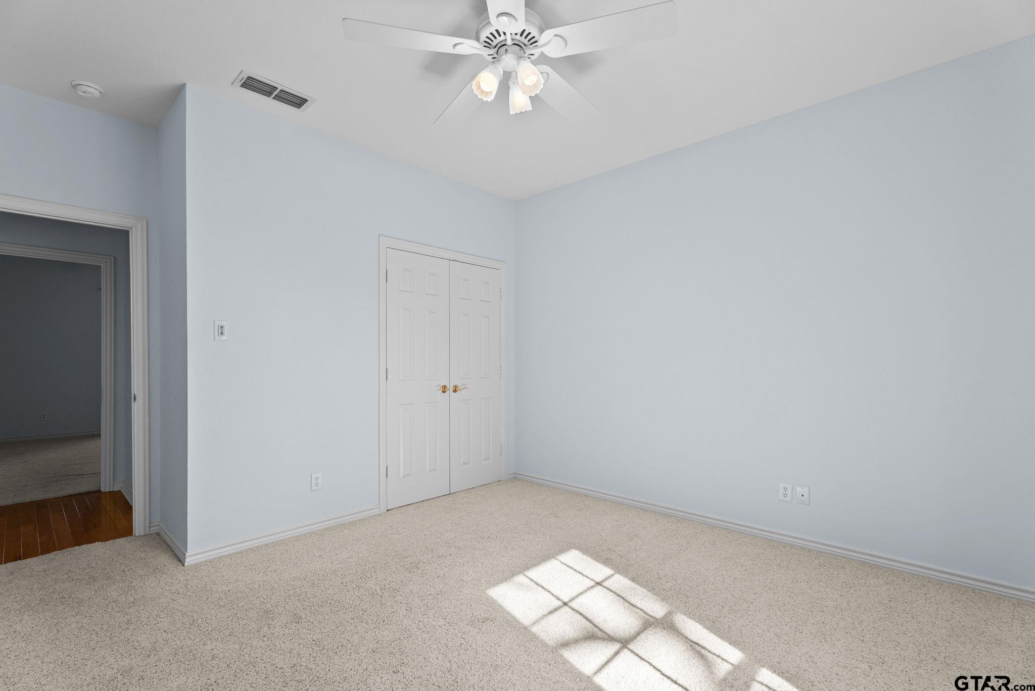 12900 Winding Oak