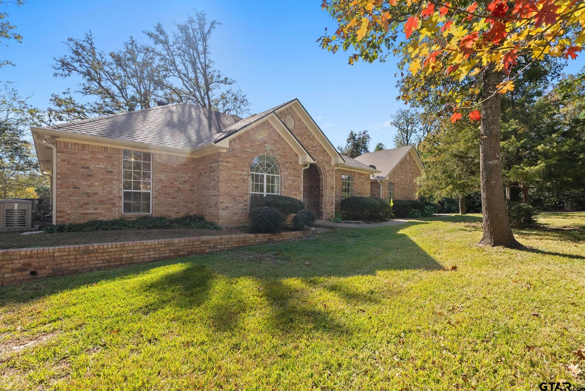 12900 Winding Oak