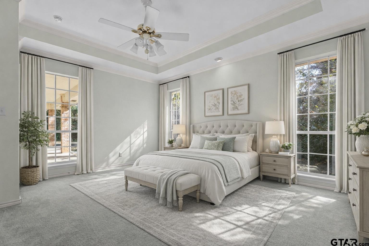 12900 Winding Oak