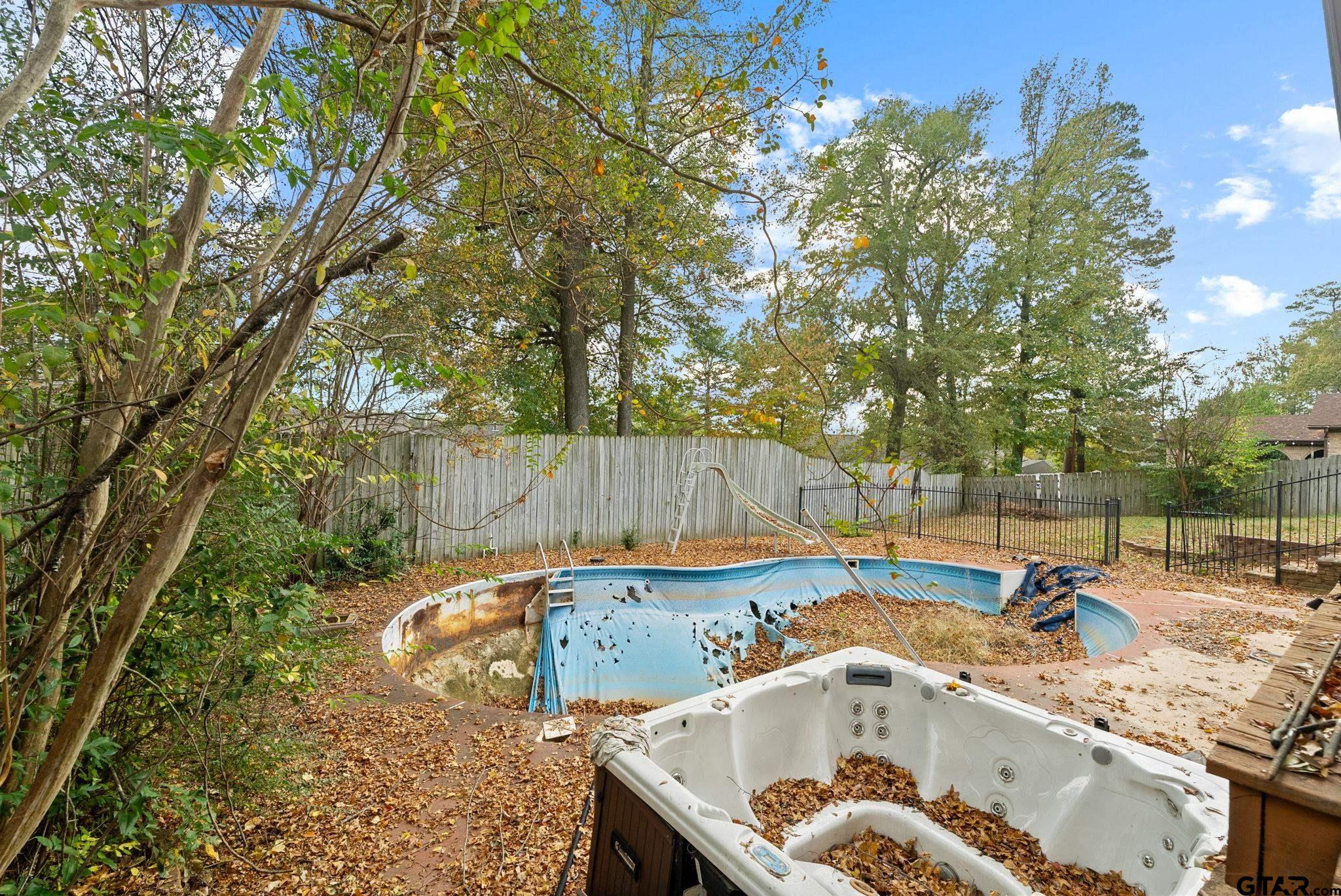 1811 Picadilly Place