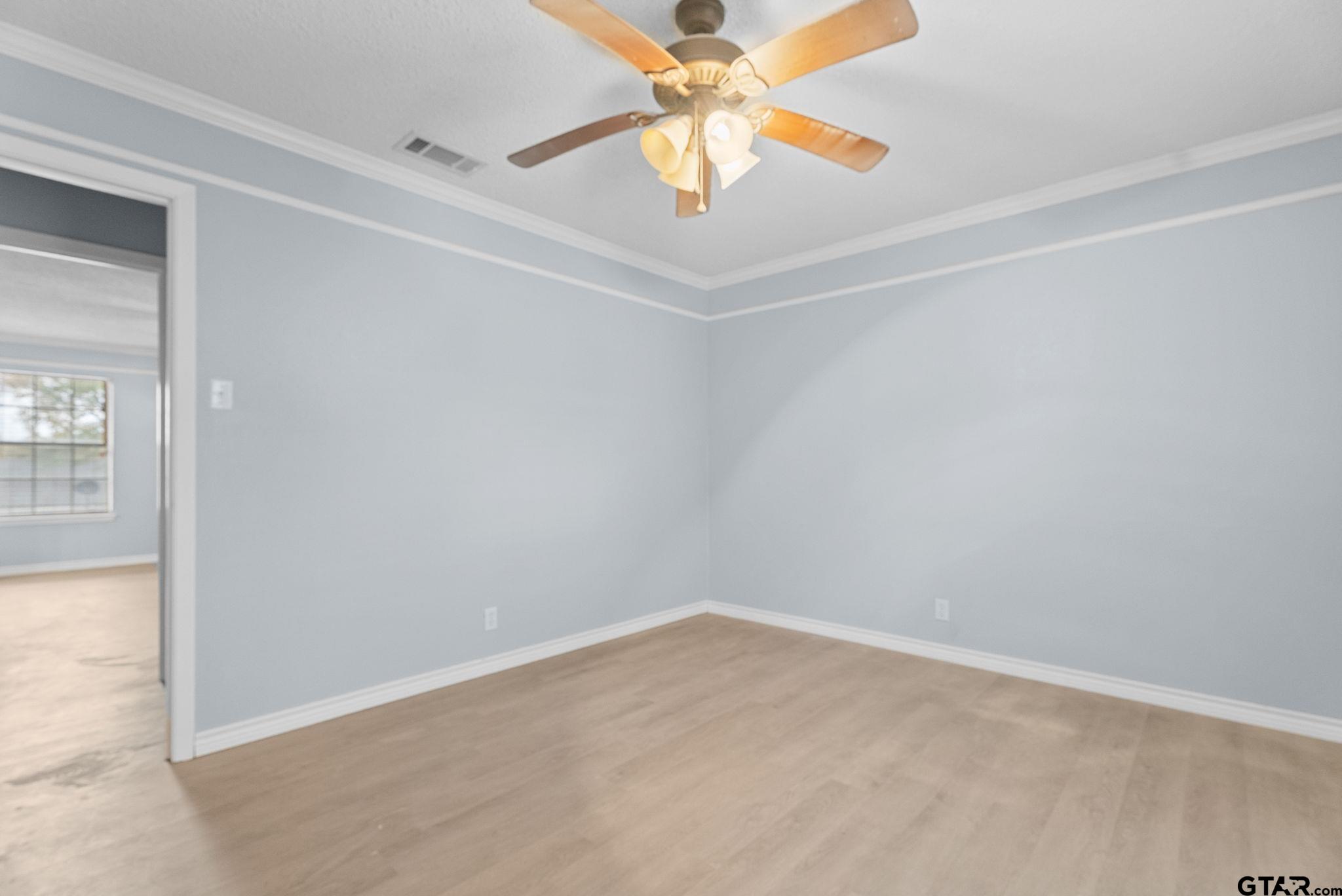 1811 Picadilly Place