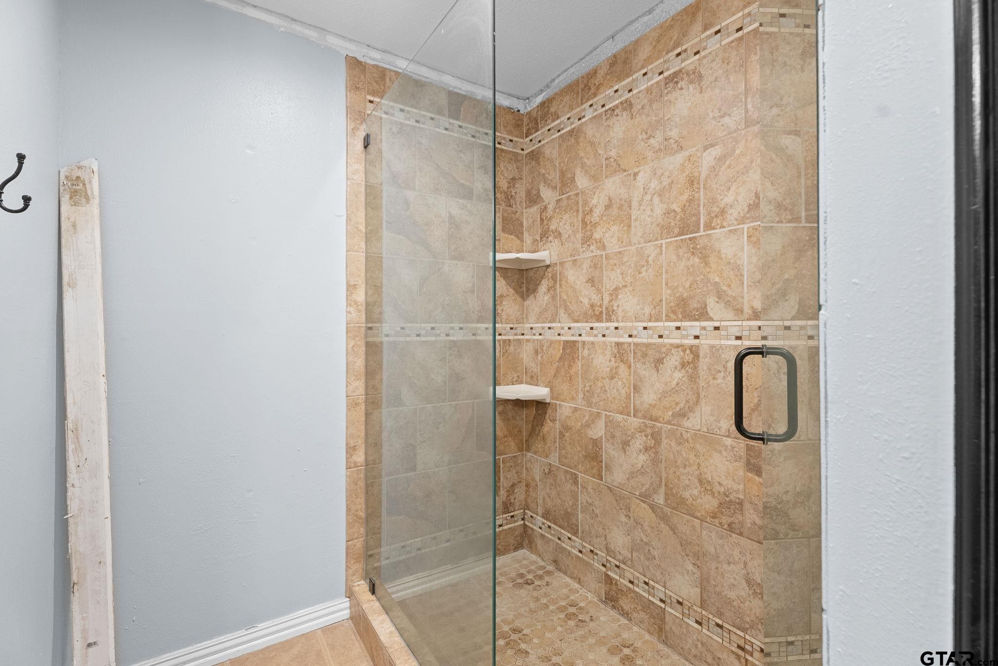 1811 Picadilly Place